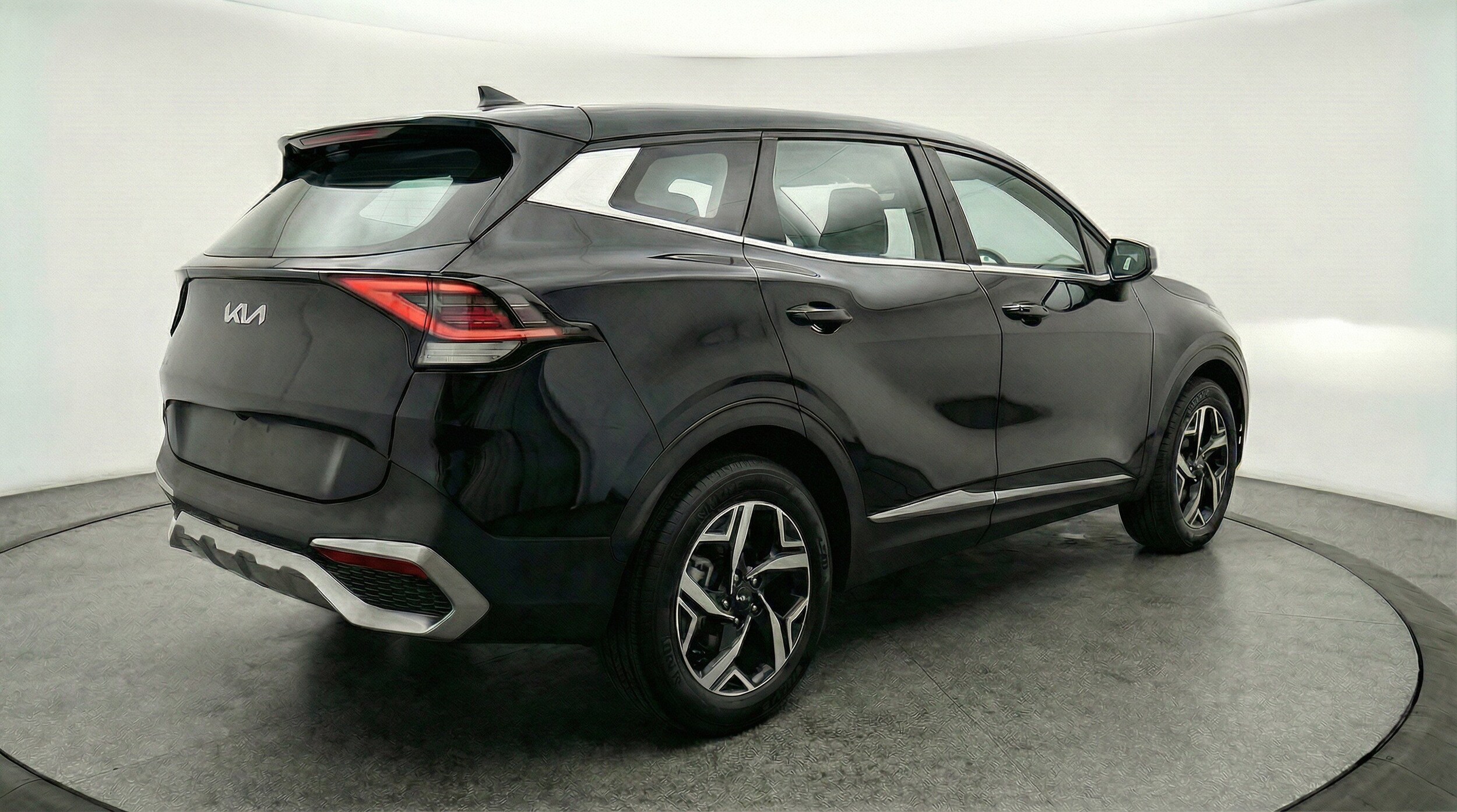 Thumbnail: 2025 Kia Sportage - 9