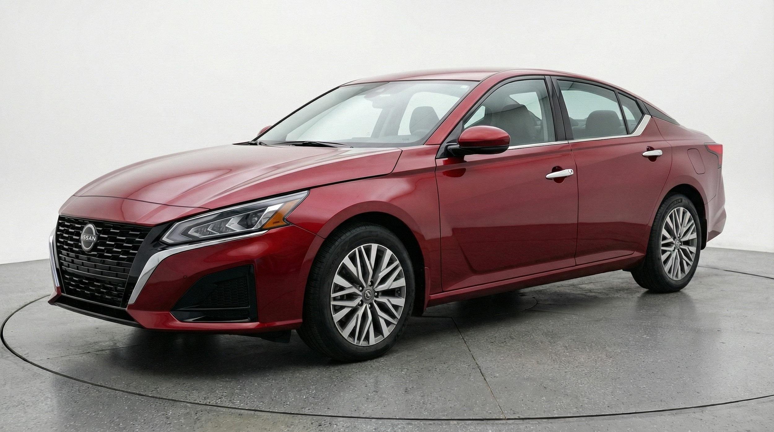 Thumbnail: 2025 Nissan Altima - 3