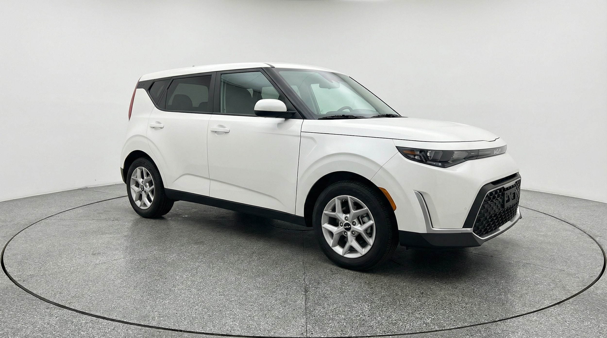 Thumbnail: 2025 Kia Soul - 1