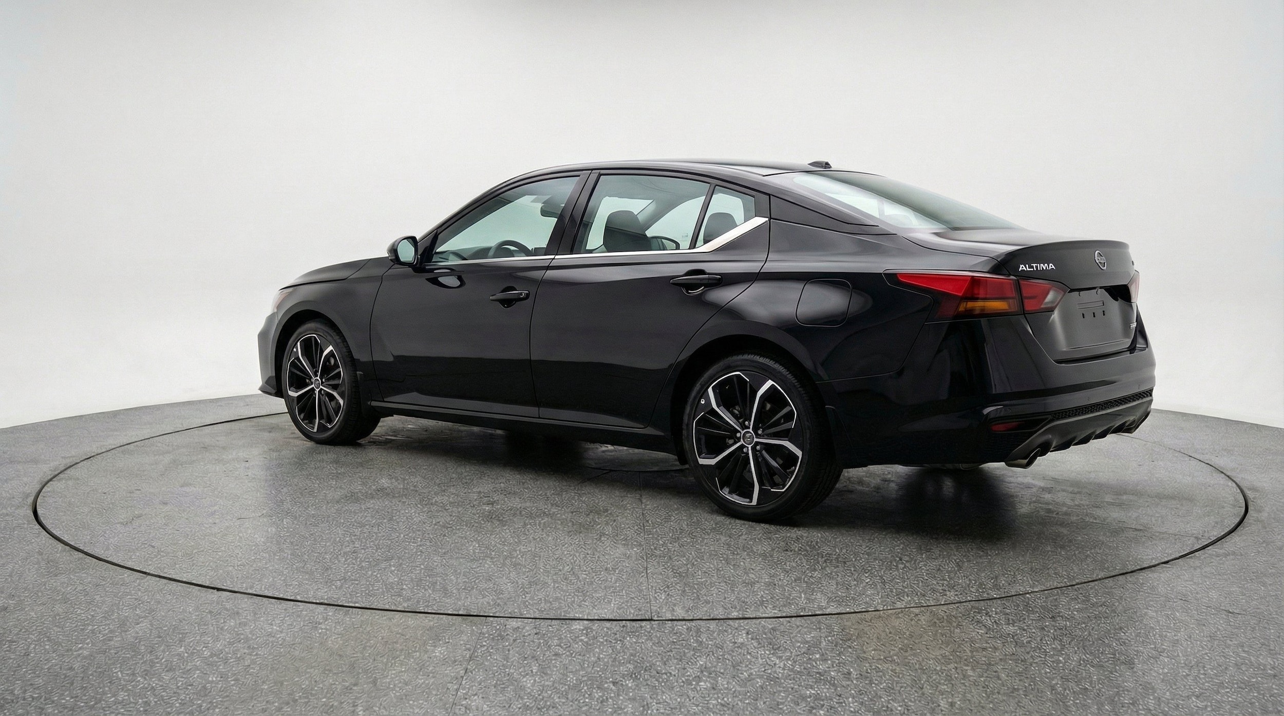 Thumbnail: 2025 Nissan Altima - 6
