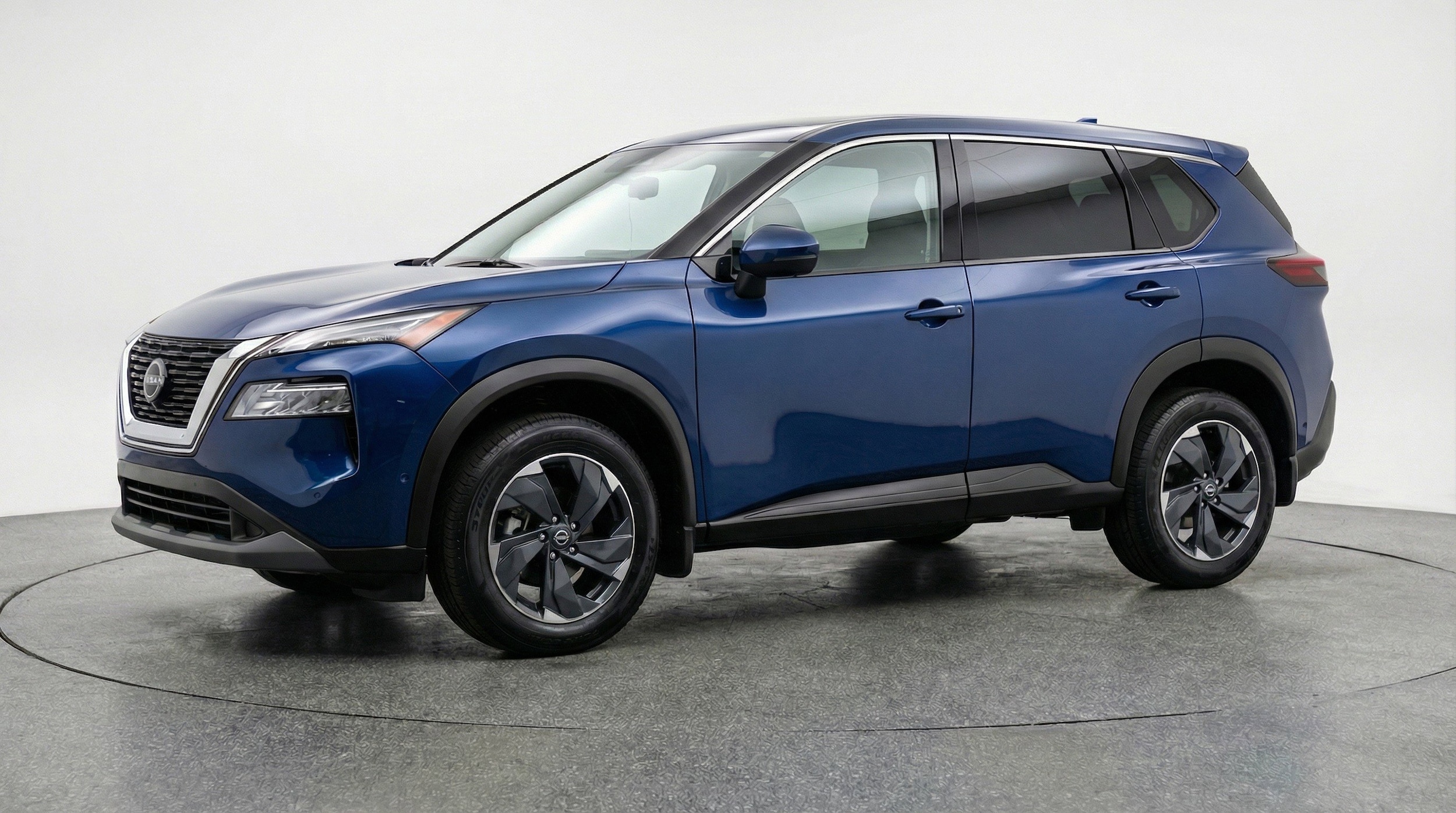 Thumbnail: 2025 Nissan Rogue - 3