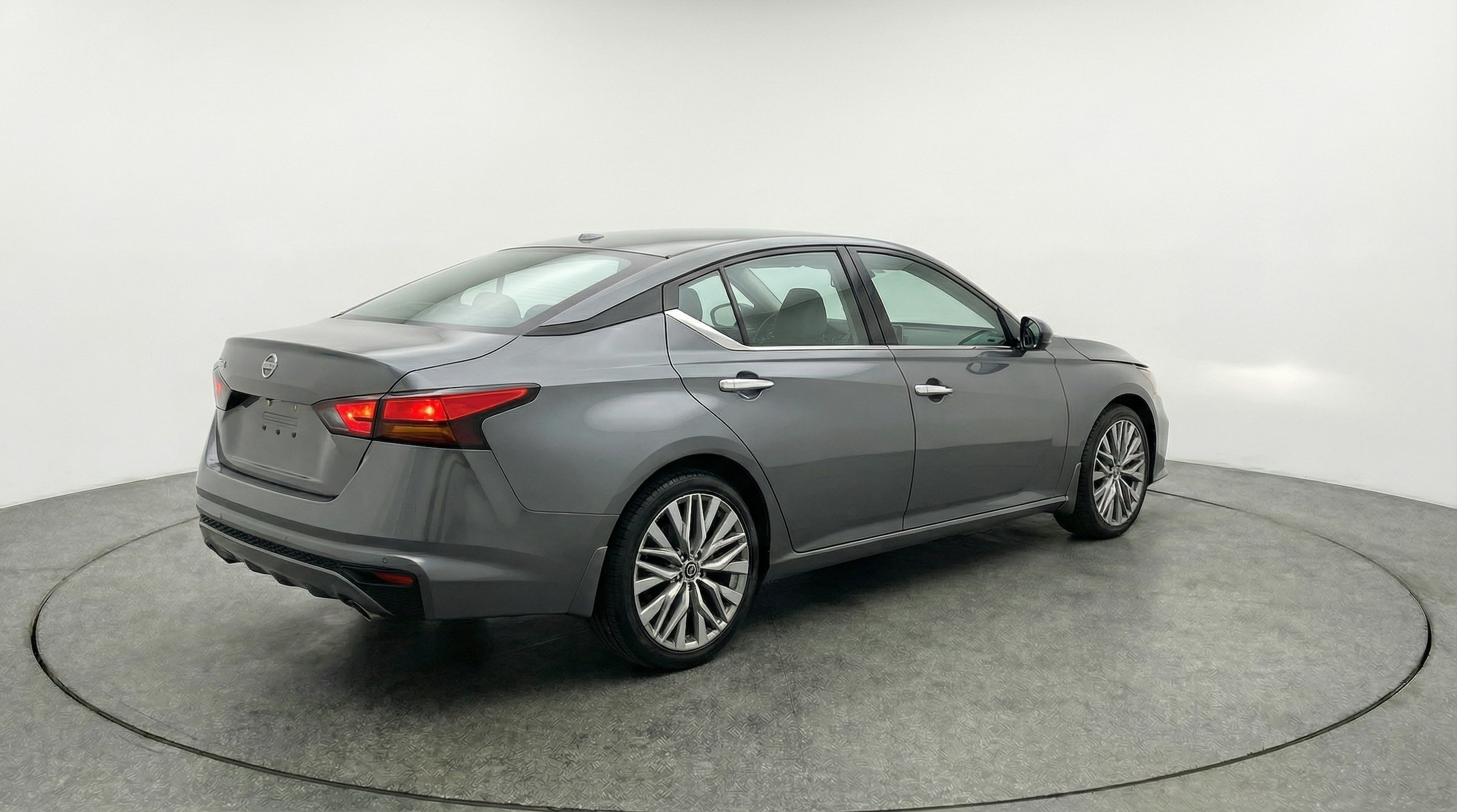 Thumbnail: 2025 Nissan Altima - 7