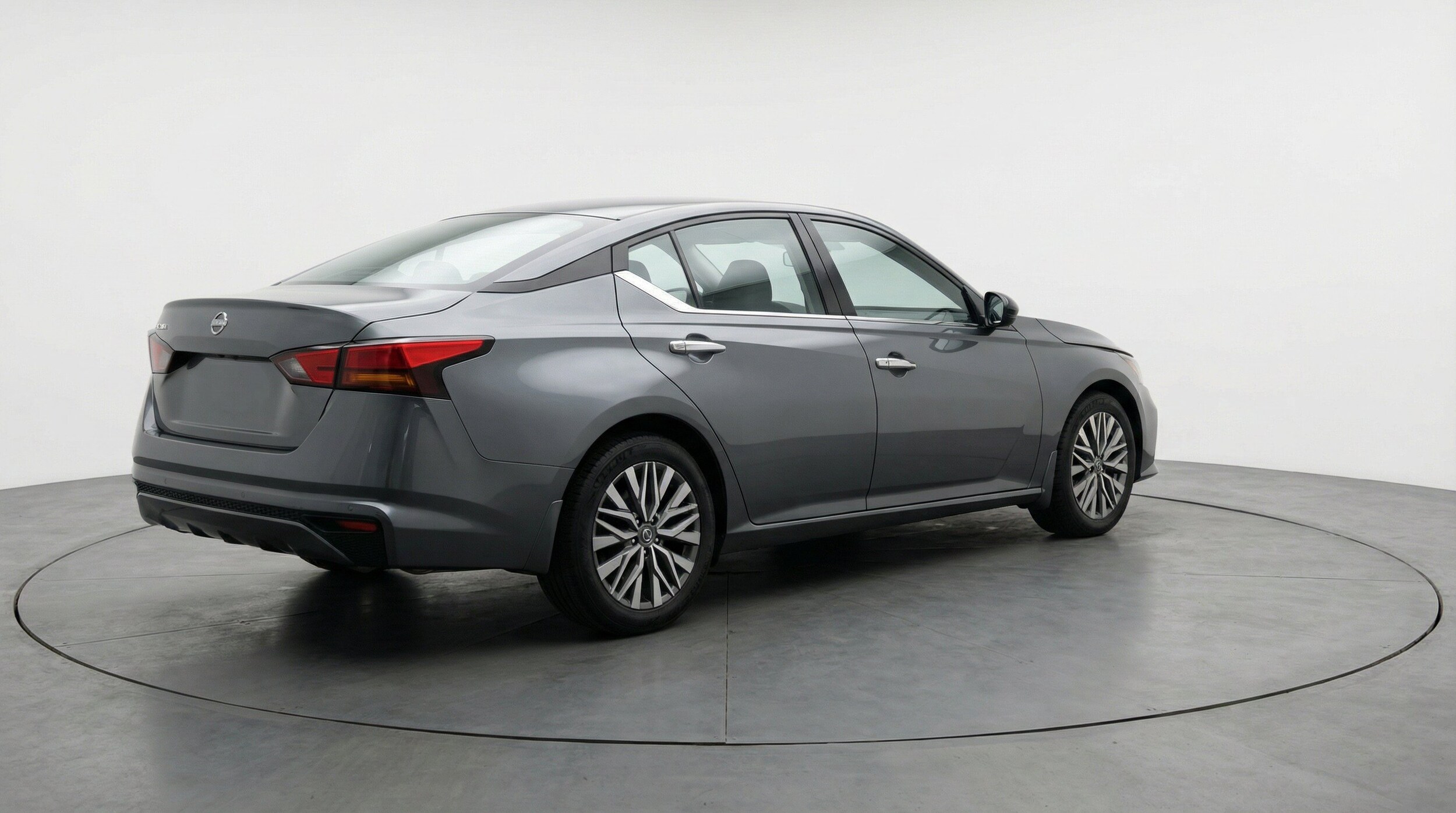 Thumbnail: 2025 Nissan Altima - 9