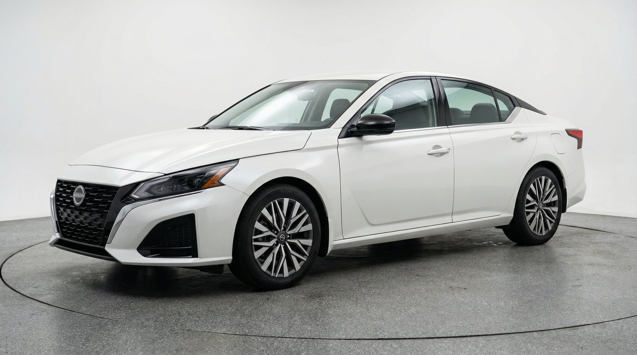Thumbnail: 2025 Nissan Altima - 3