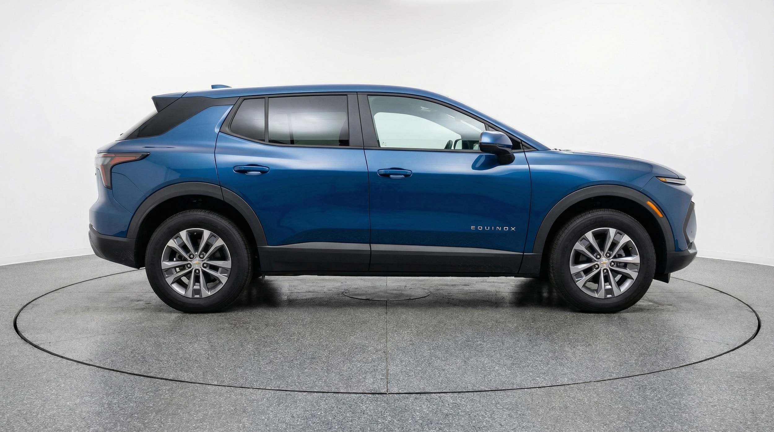 Thumbnail: 2025 Chevrolet Equinox - 8