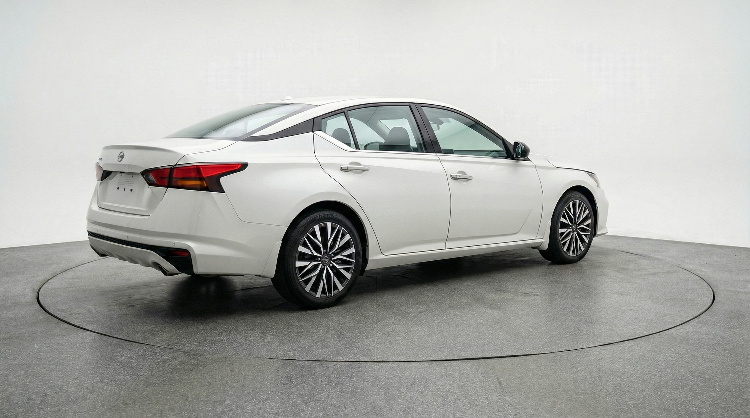 Thumbnail: 2025 Nissan Altima - 7