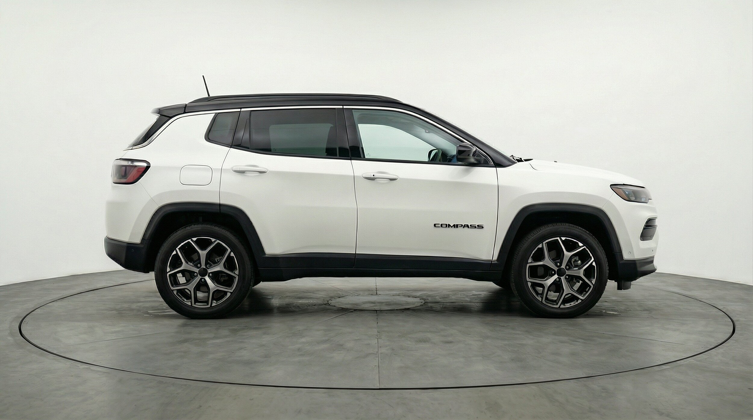Thumbnail: 2025 Jeep Compass - 11