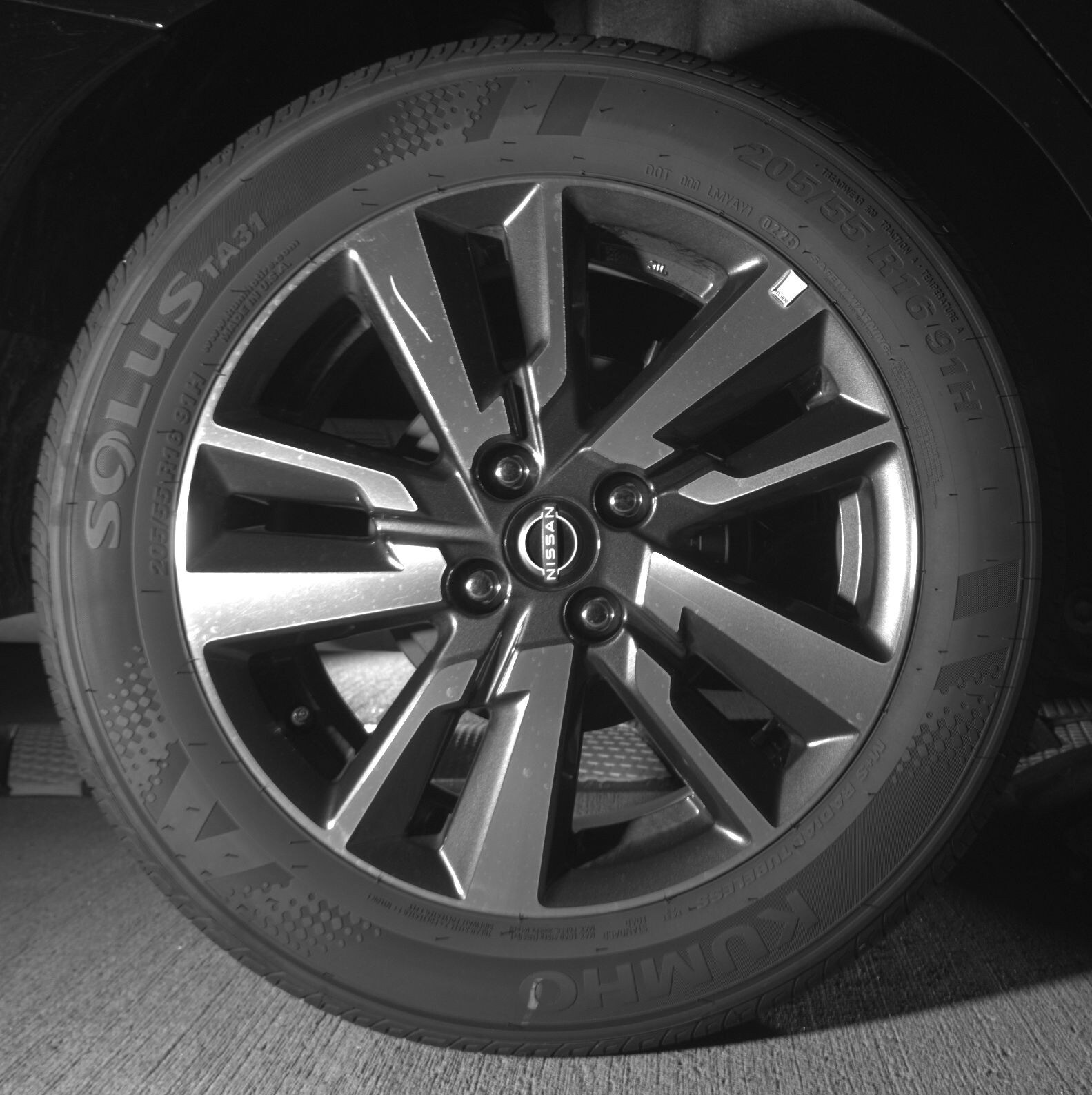 Thumbnail: 2025 Nissan Versa - 12