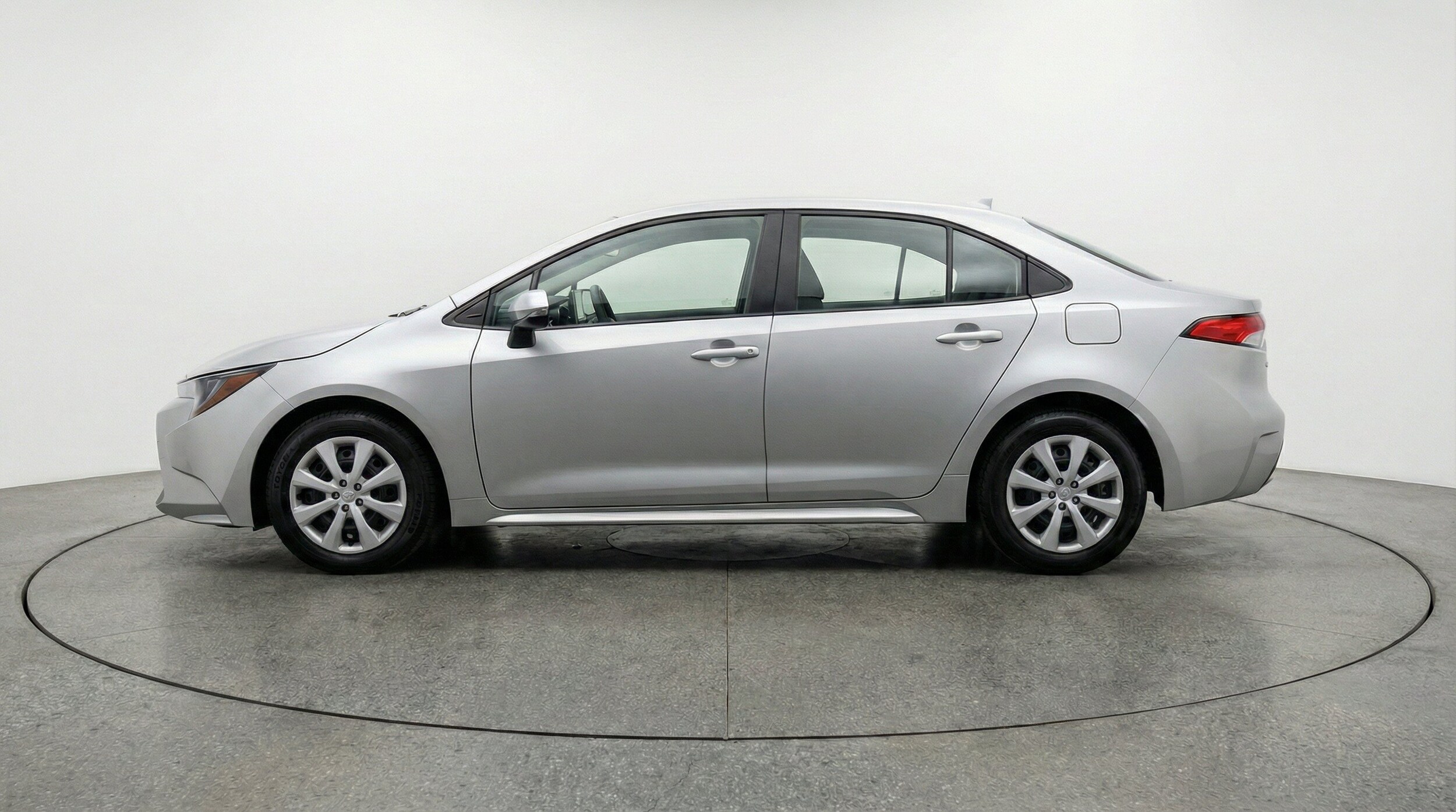 Thumbnail: 2025 Toyota Corolla - 5