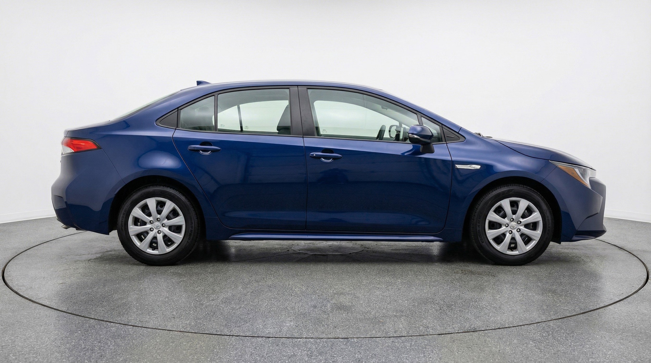 Thumbnail: 2025 Toyota Corolla - 11