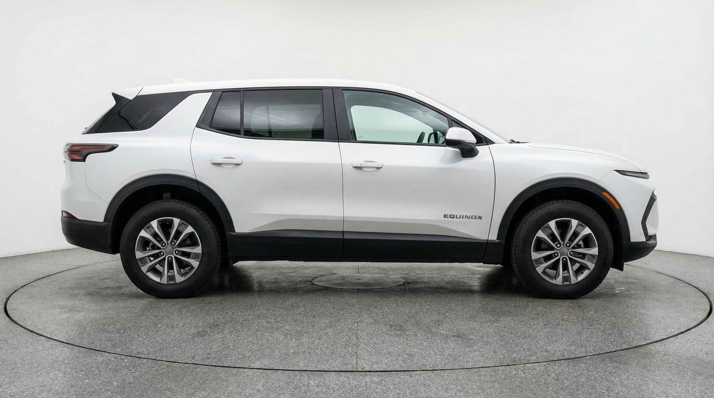 Thumbnail: 2025 Chevrolet Equinox - 11