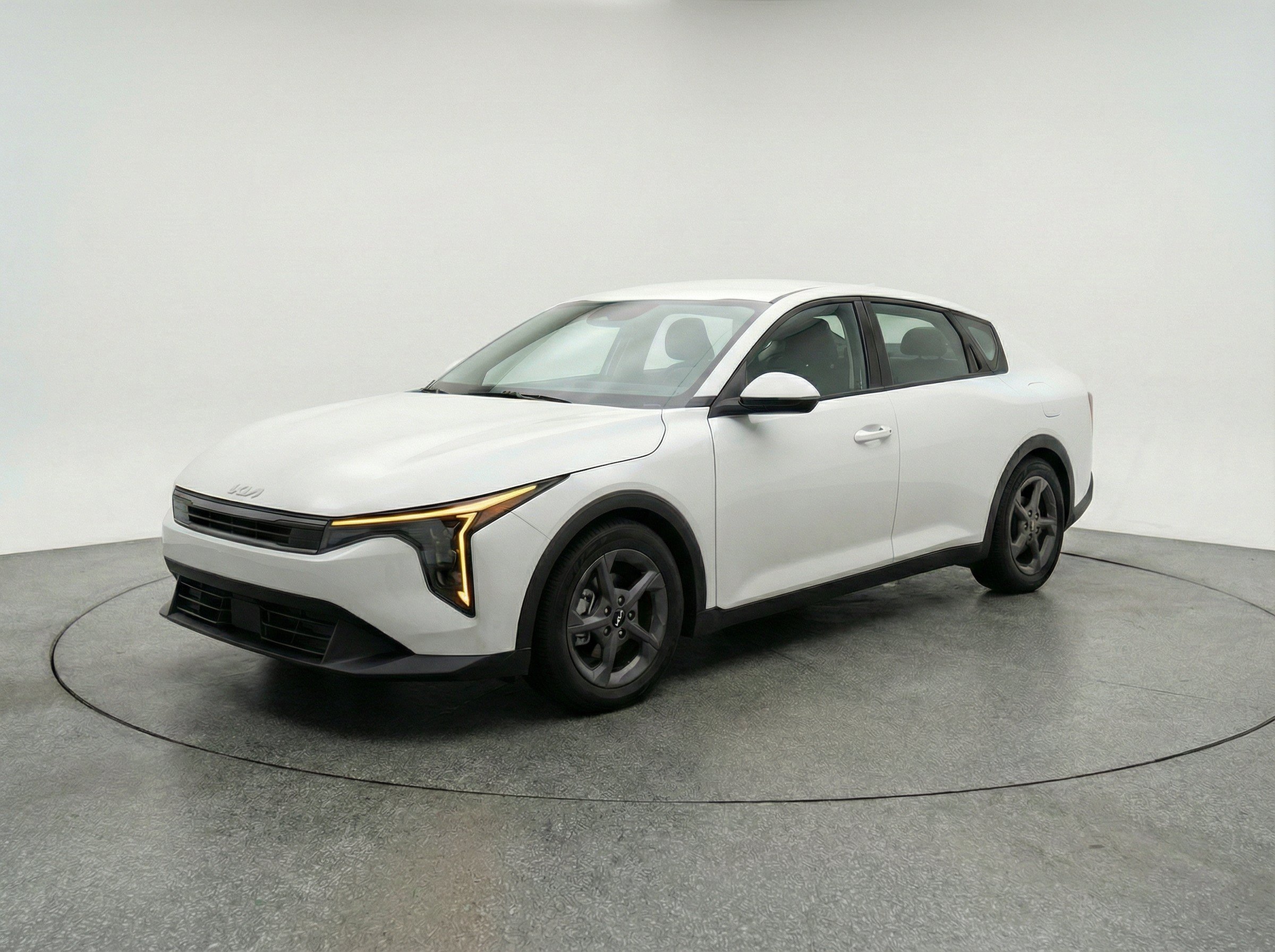 Thumbnail: 2025 Kia K4 - 3