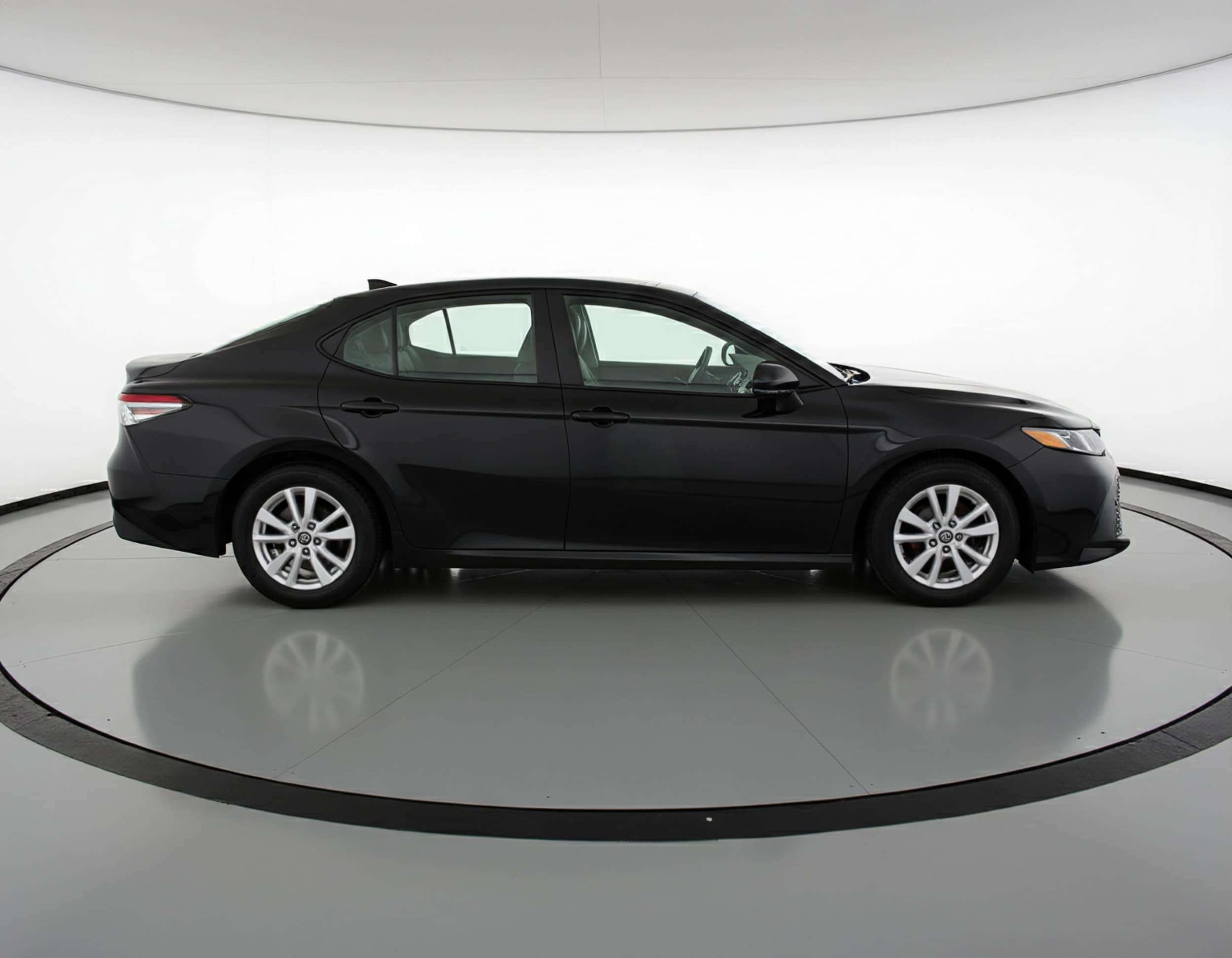 Thumbnail: 2025 Toyota Camry - 8