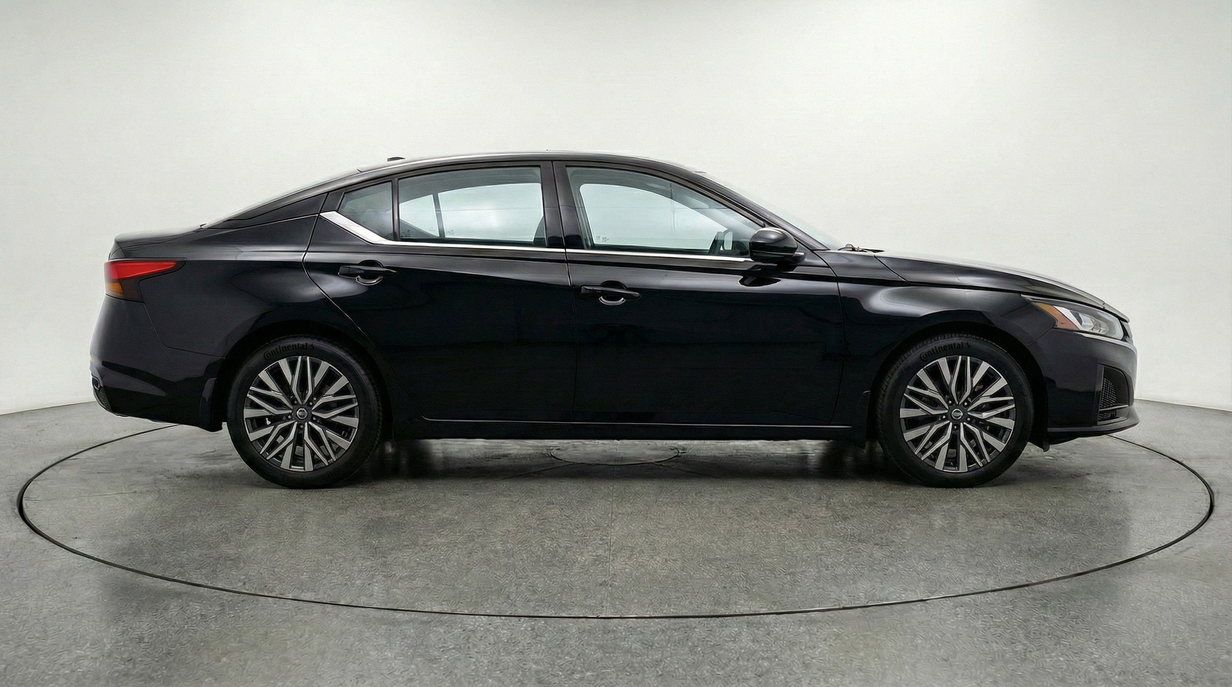 Thumbnail: 2025 Nissan Altima - 11