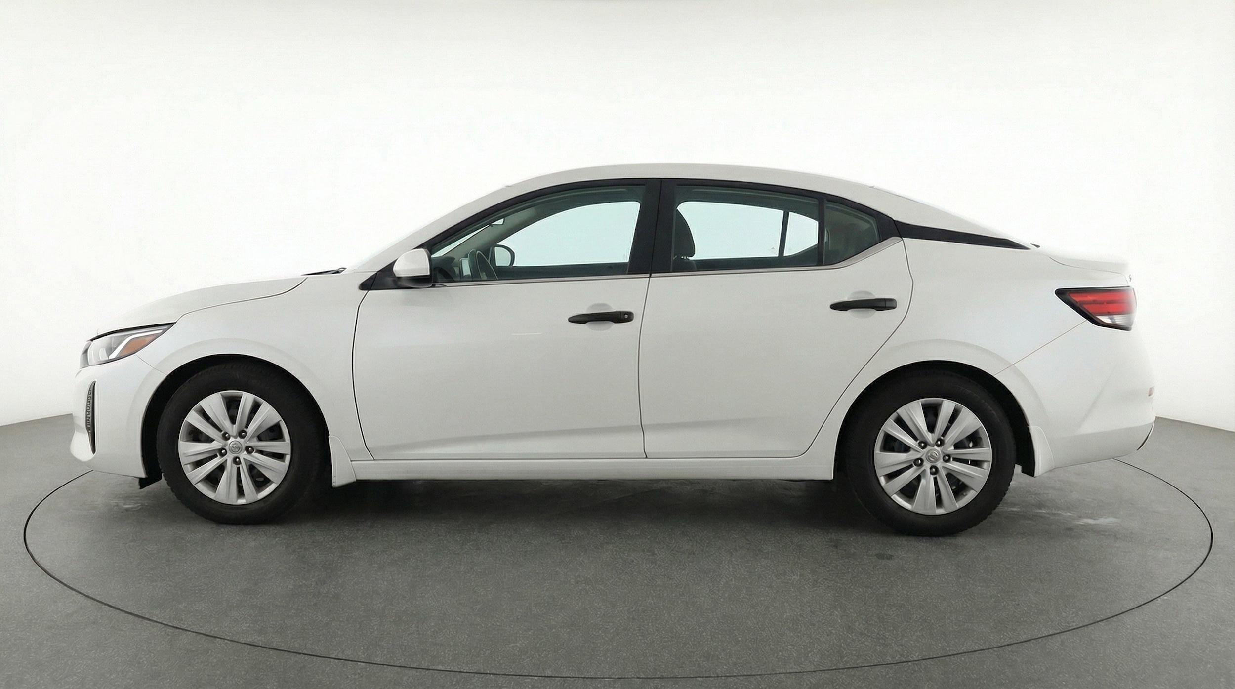 Thumbnail: 2025 Nissan Sentra - 5