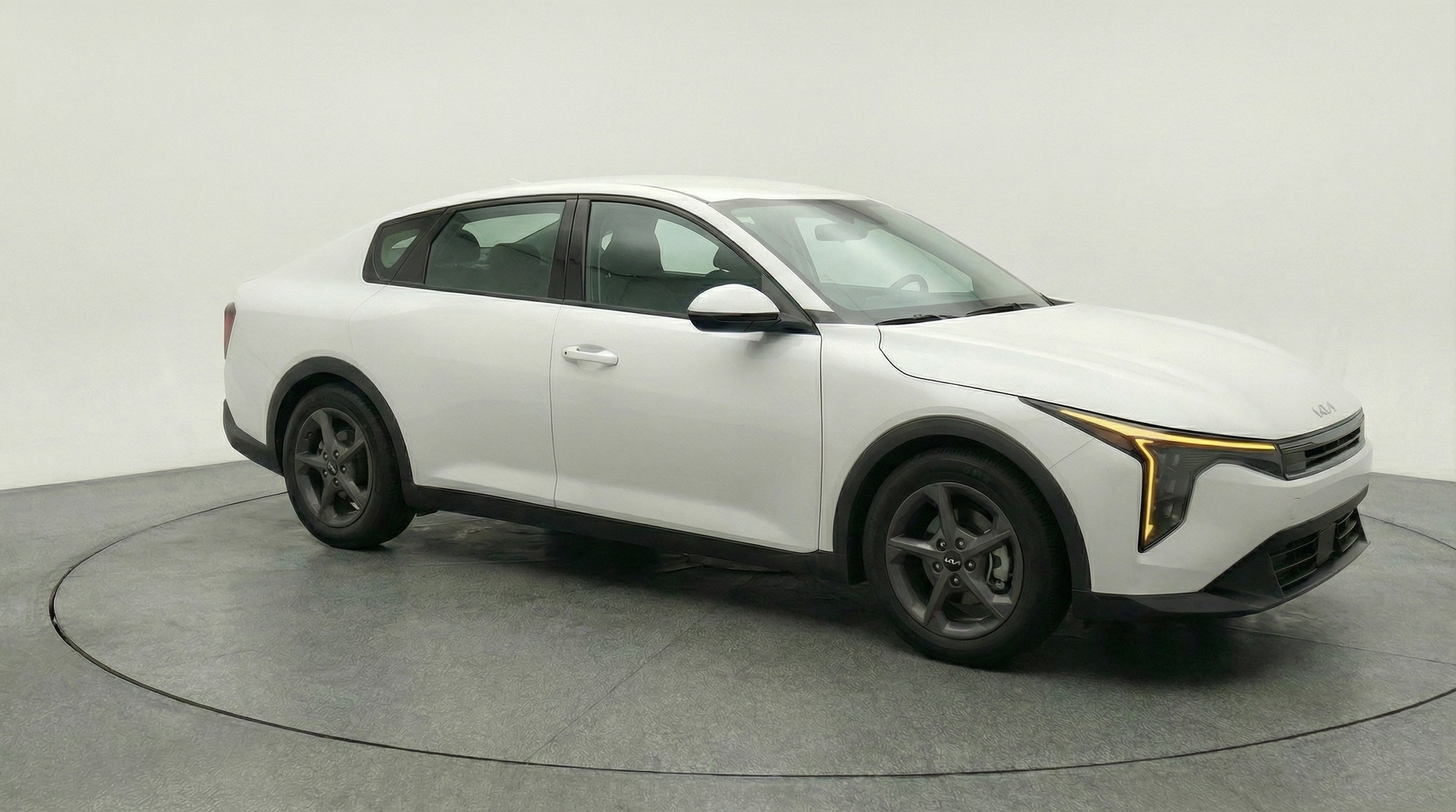 Thumbnail: 2025 Kia K4 - 1