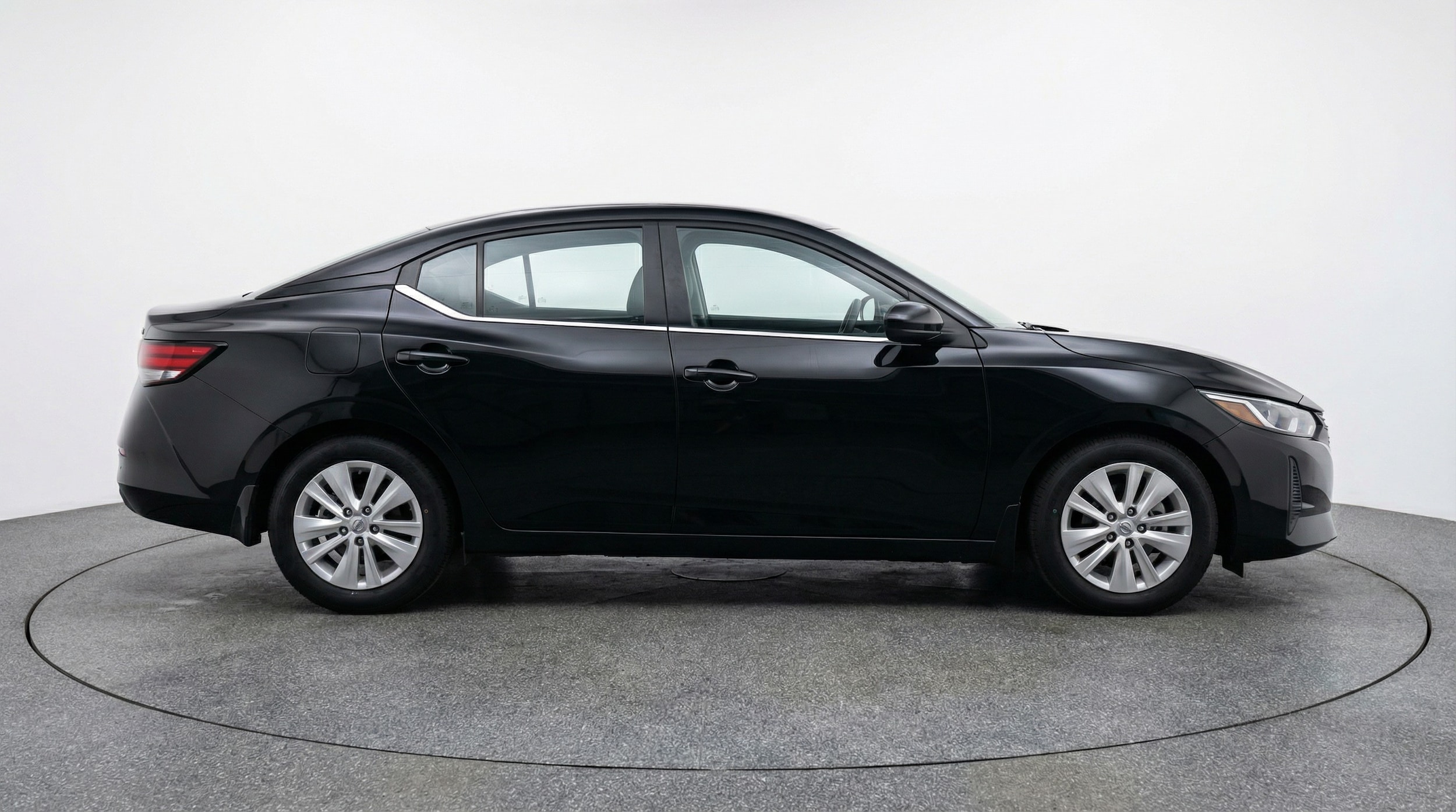 Thumbnail: 2025 Nissan Sentra - 8