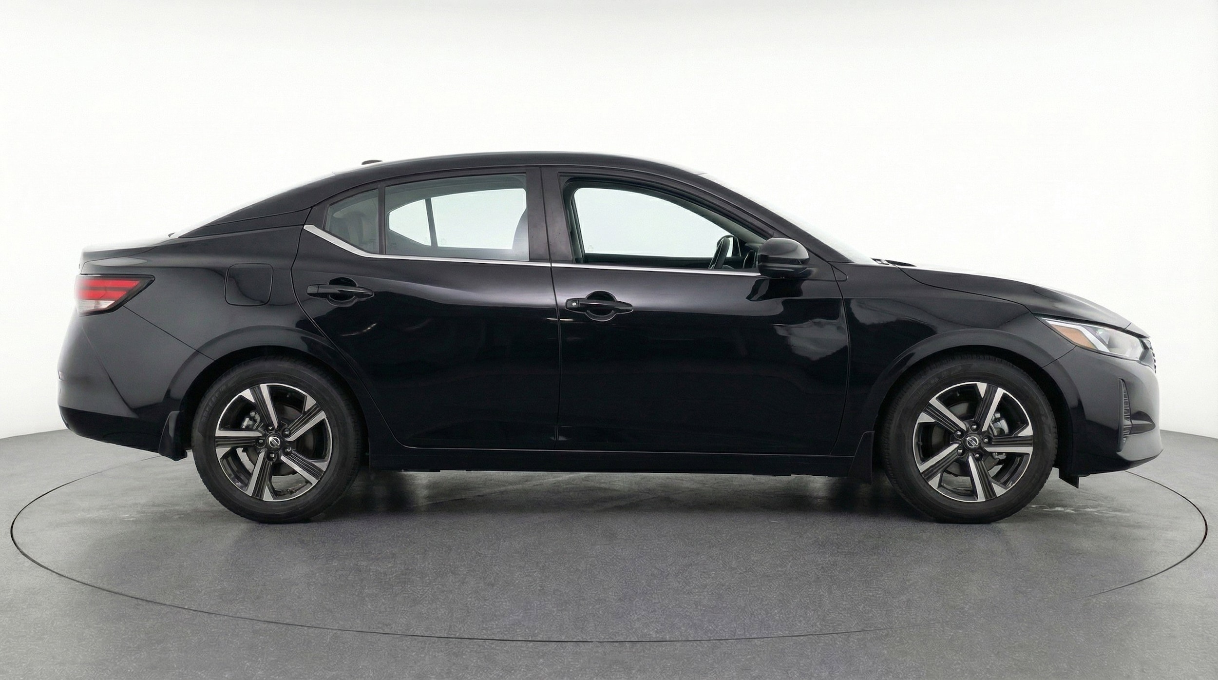 Thumbnail: 2025 Nissan Sentra - 11