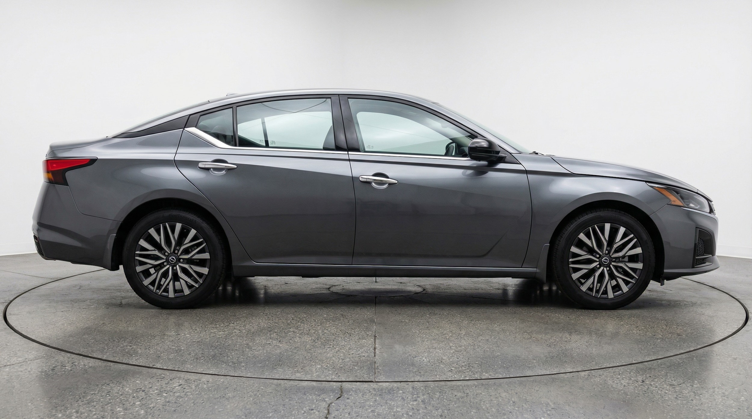 Thumbnail: 2025 Nissan Altima - 8