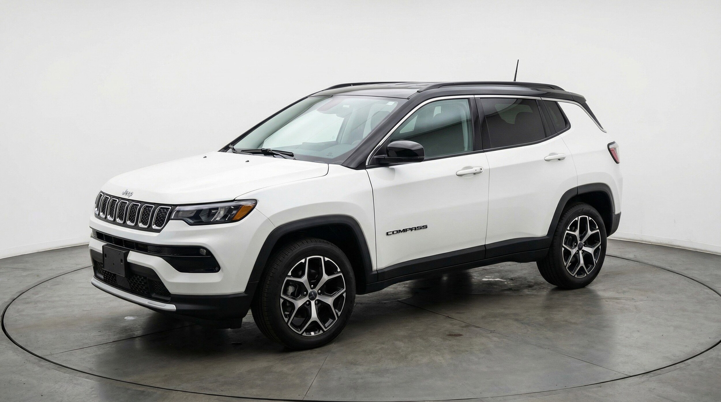 Thumbnail: 2025 Jeep Compass - 3