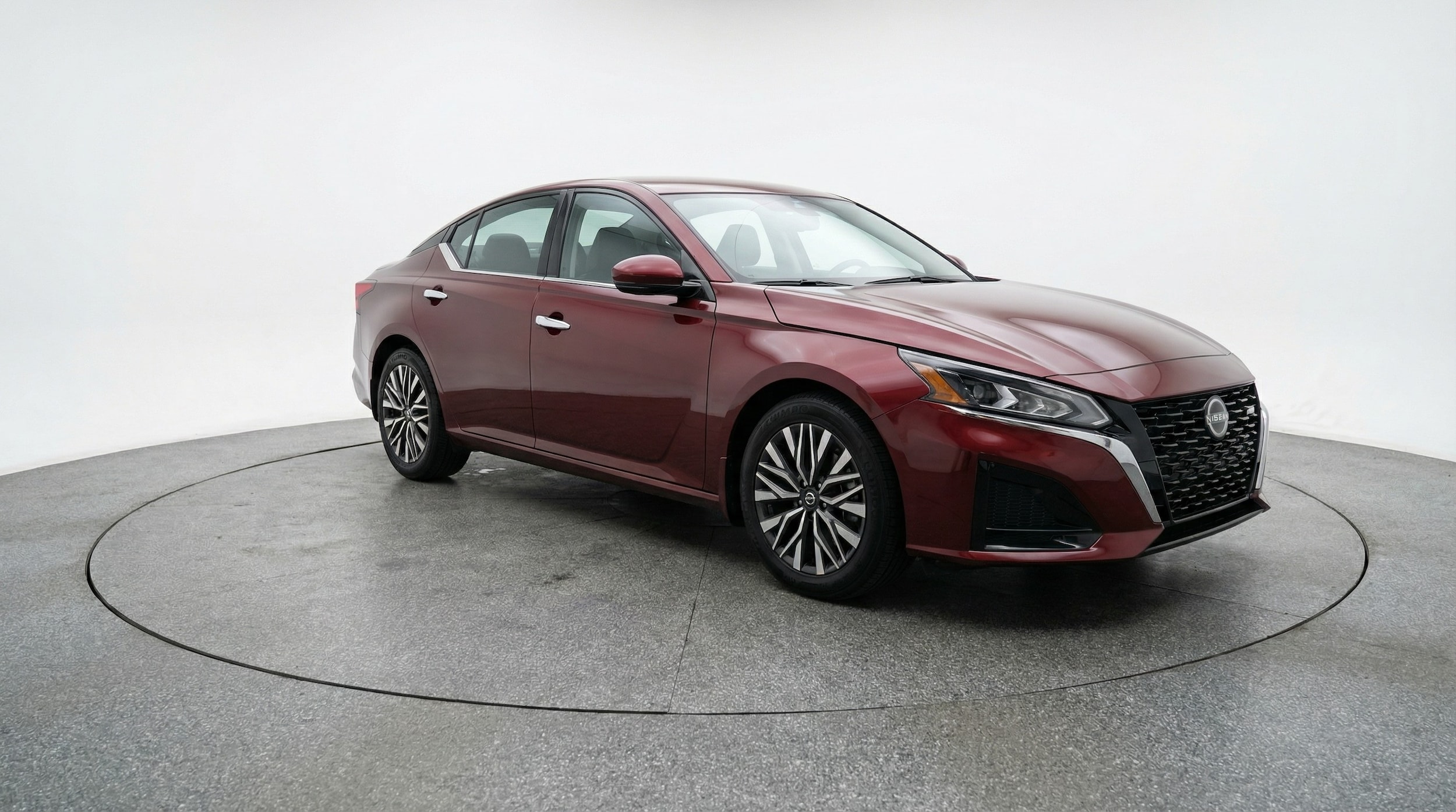 Thumbnail: 2025 Nissan Altima - 1