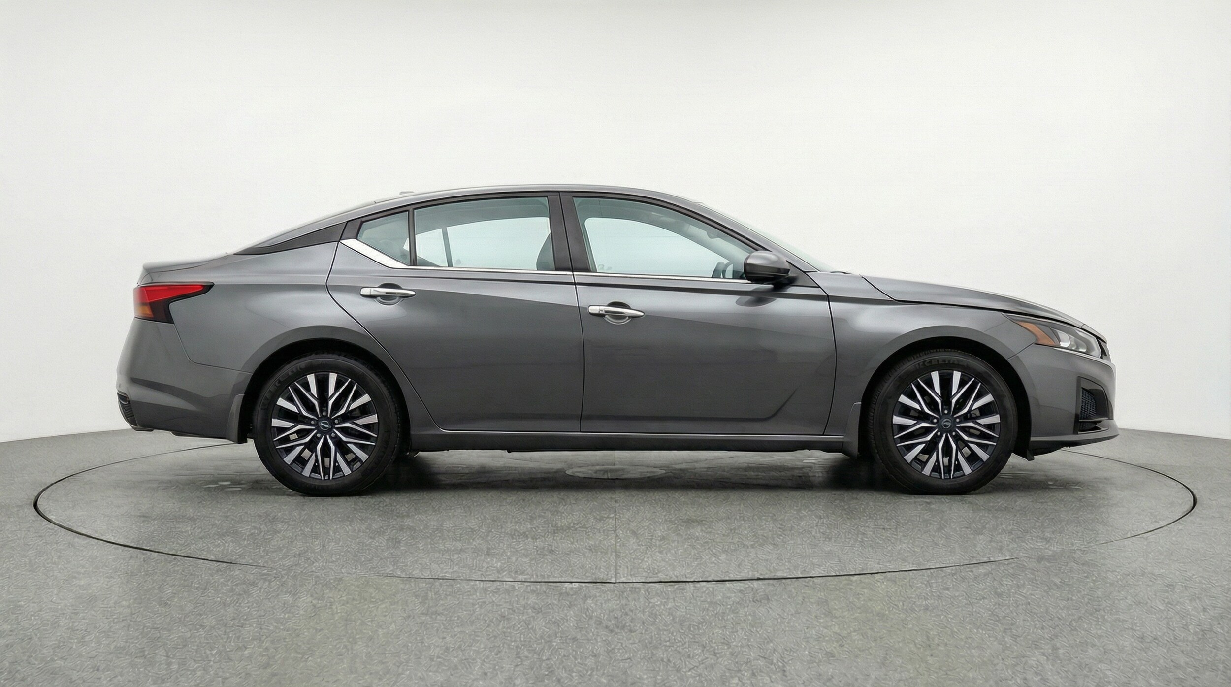 Thumbnail: 2025 Nissan Altima - 8