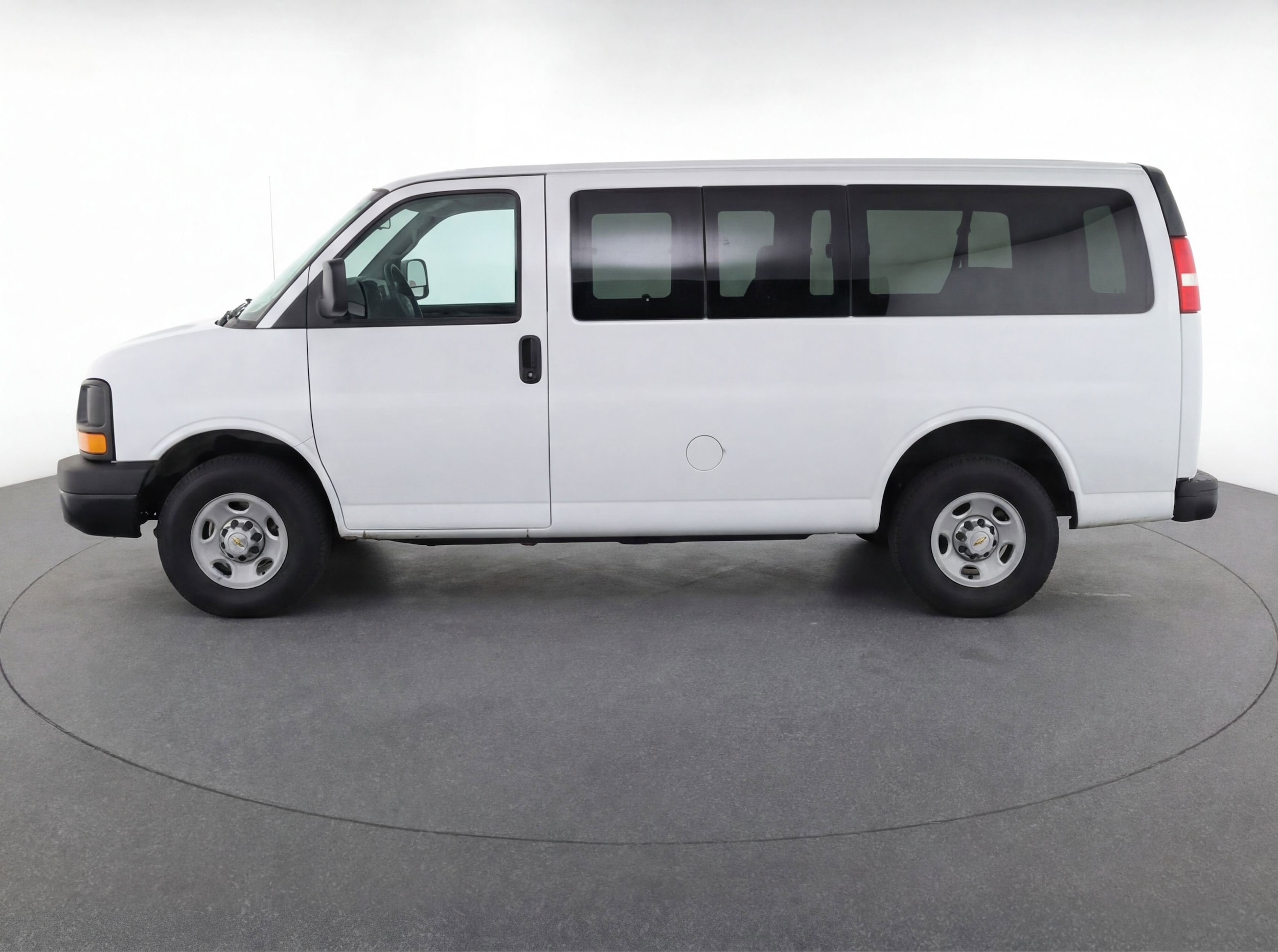 Thumbnail: 2025 Chevrolet Express - 5