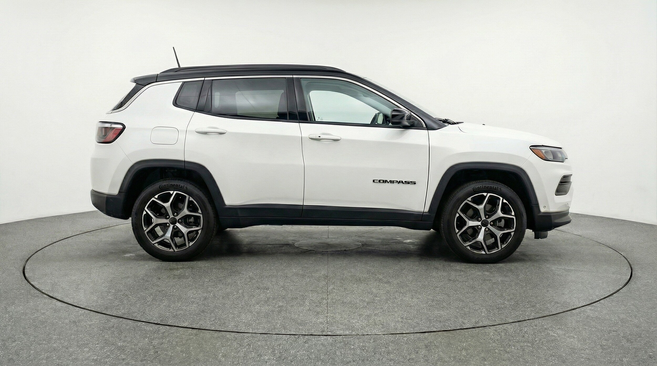 Thumbnail: 2025 Jeep Compass - 11