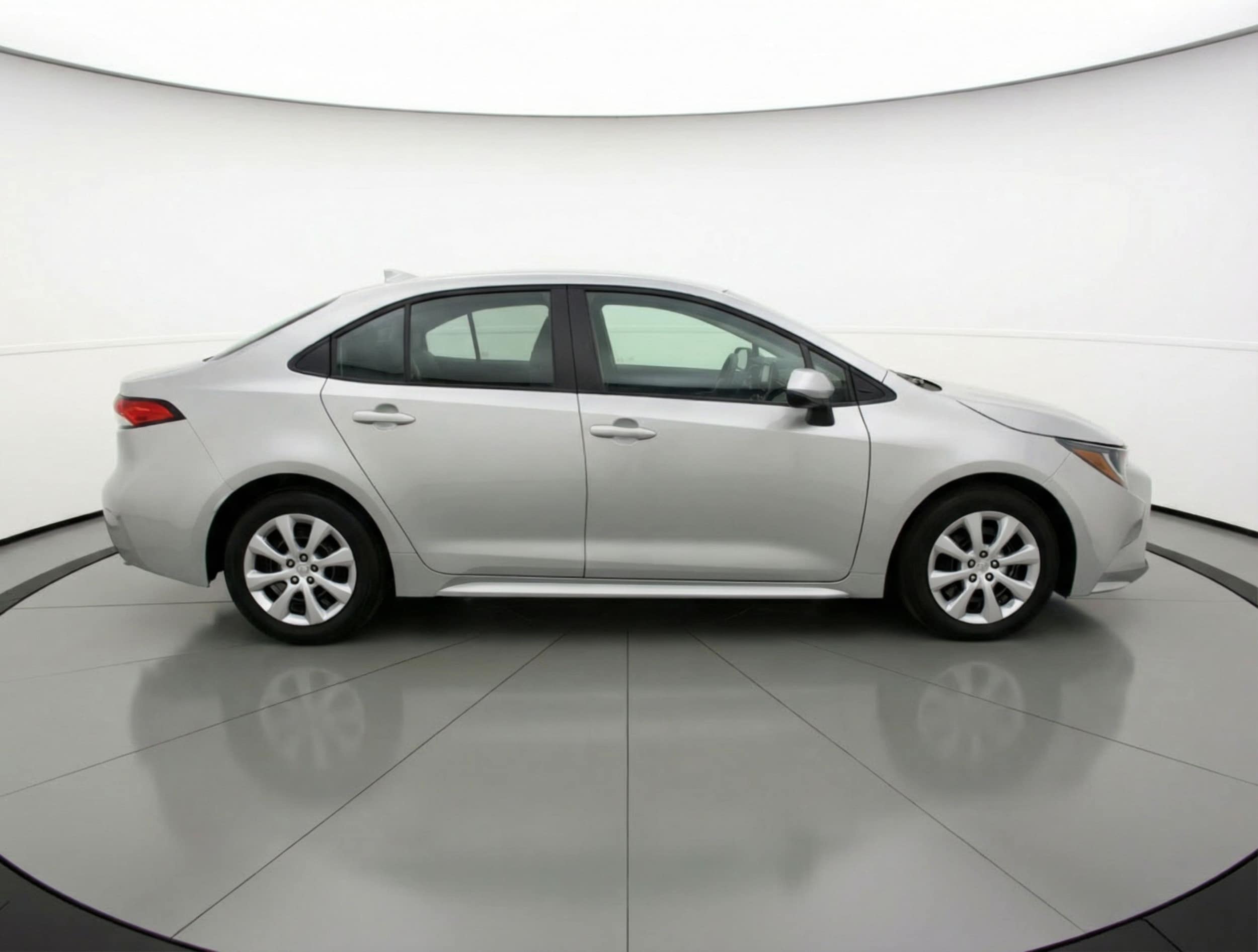 Thumbnail: 2025 Toyota Corolla - 8