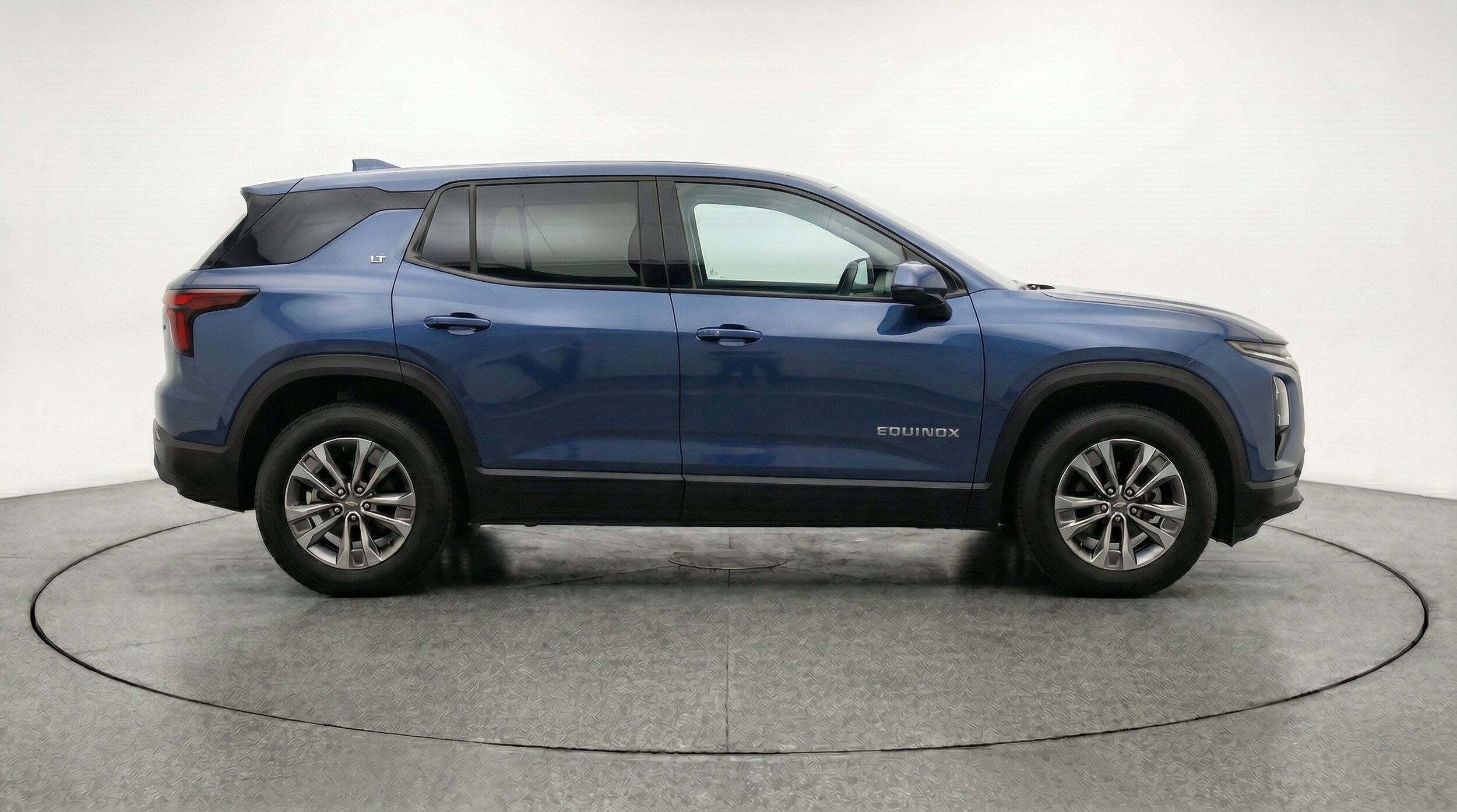Thumbnail: 2025 Chevrolet Equinox - 11