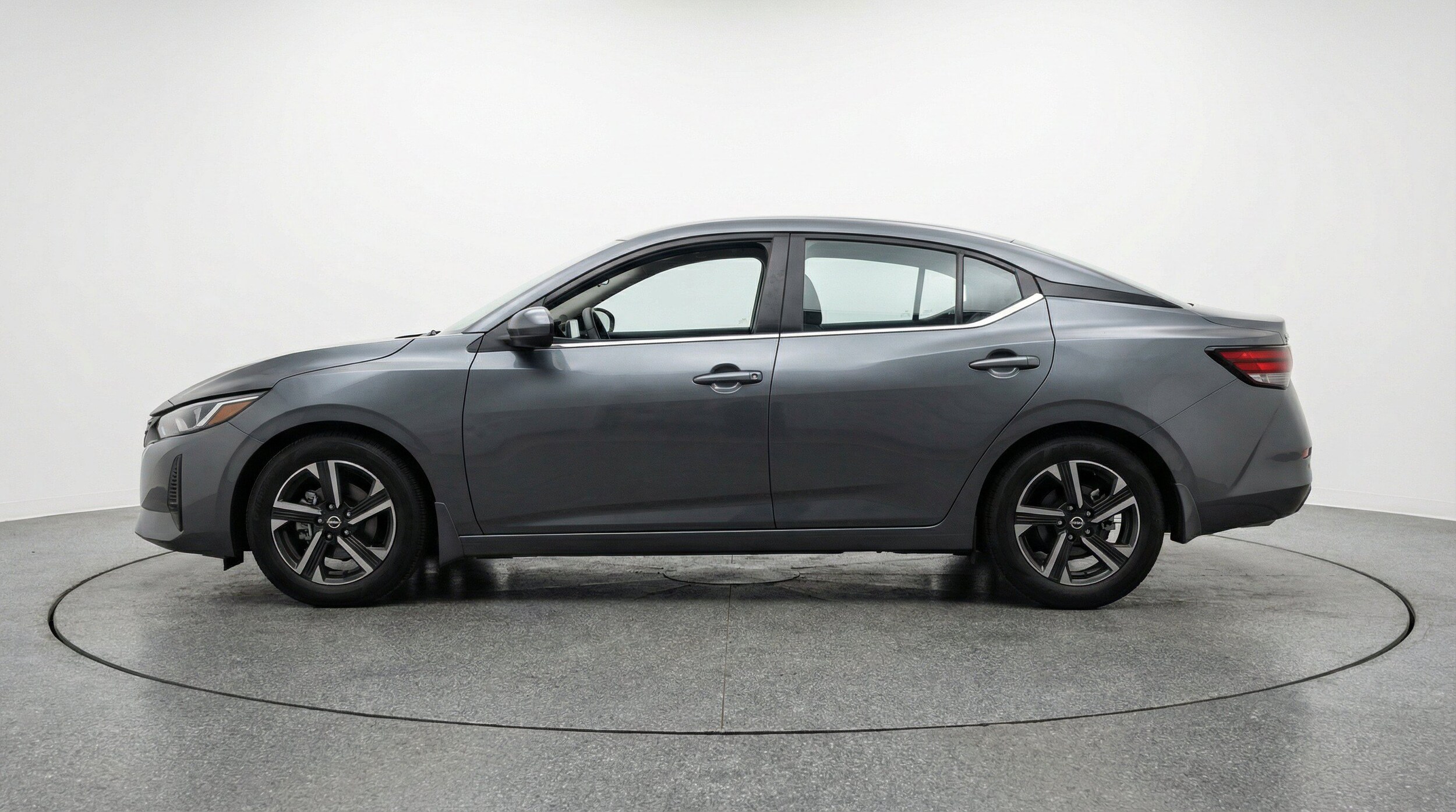 Thumbnail: 2025 Nissan Sentra - 5