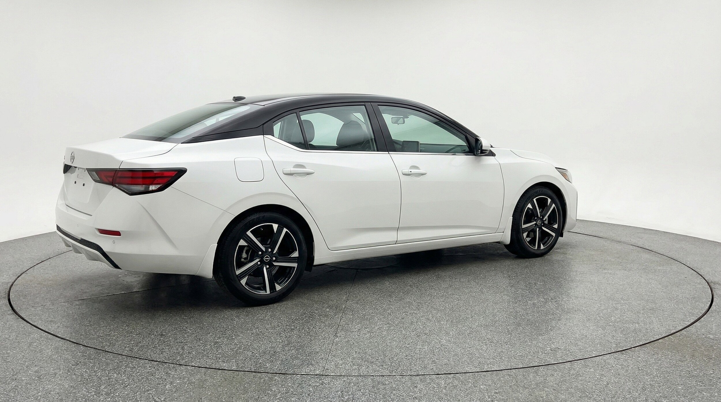 Thumbnail: 2025 Nissan Sentra - 9