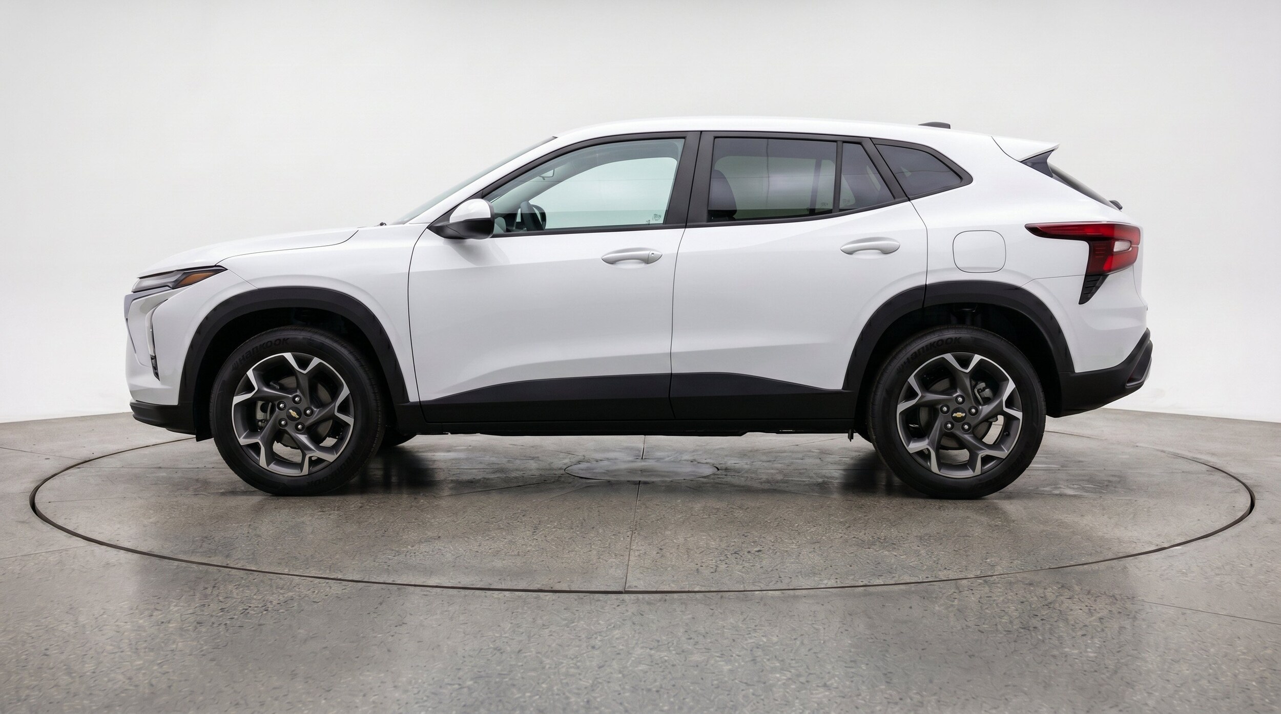 Thumbnail: 2025 Chevrolet Trax - 5