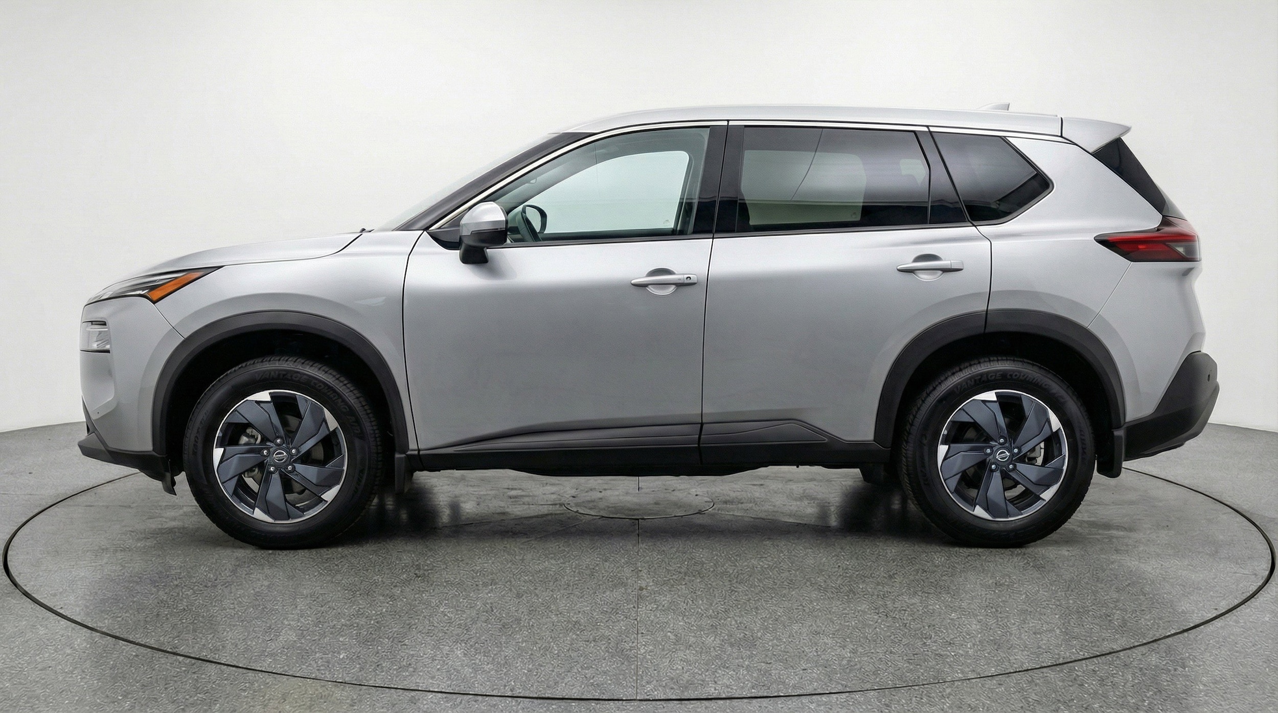 Thumbnail: 2025 Nissan Rogue - 5