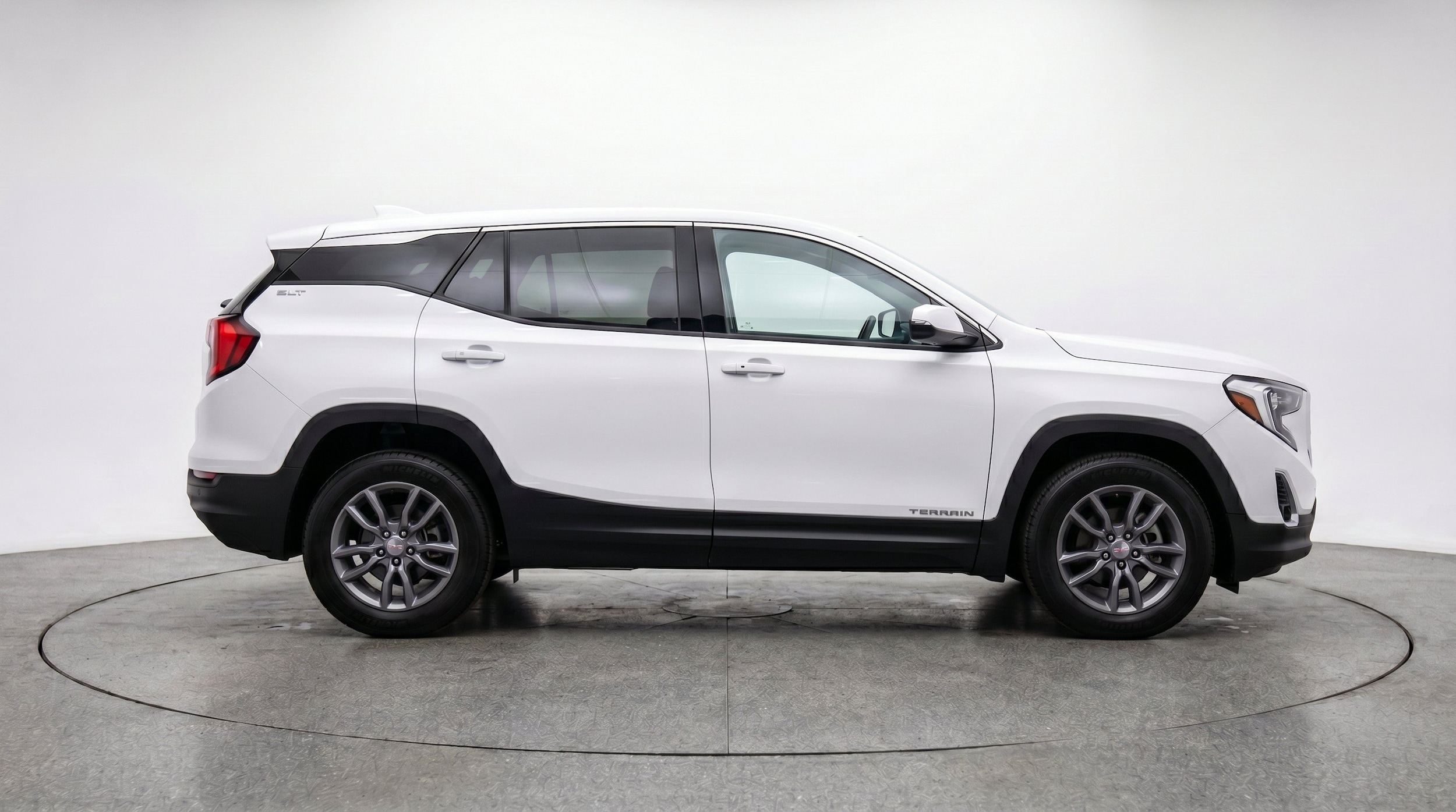 Thumbnail: 2024 GMC Terrain - 11