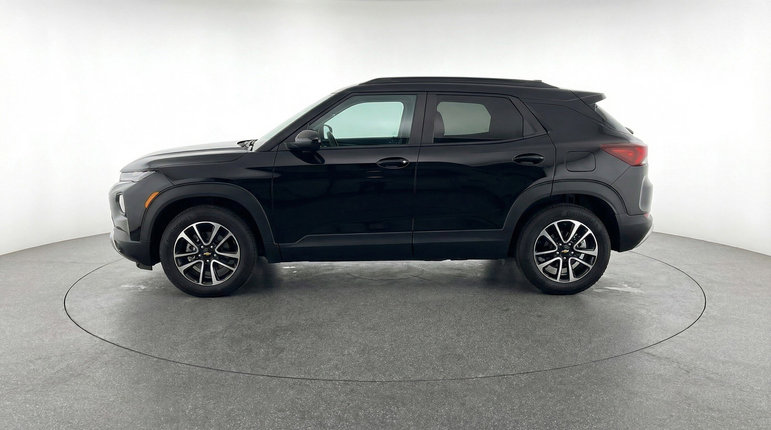 Thumbnail: 2025 Chevrolet TrailBlazer - 5