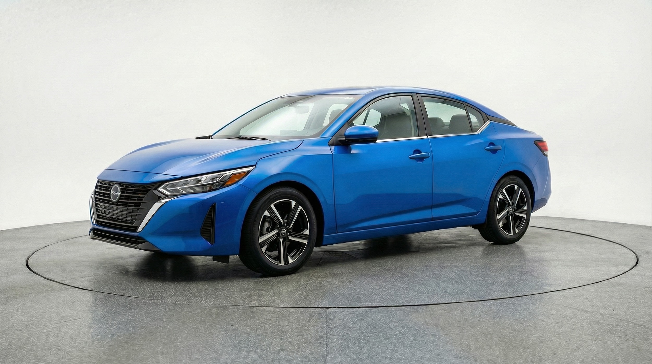 Thumbnail: 2025 Nissan Sentra - 3