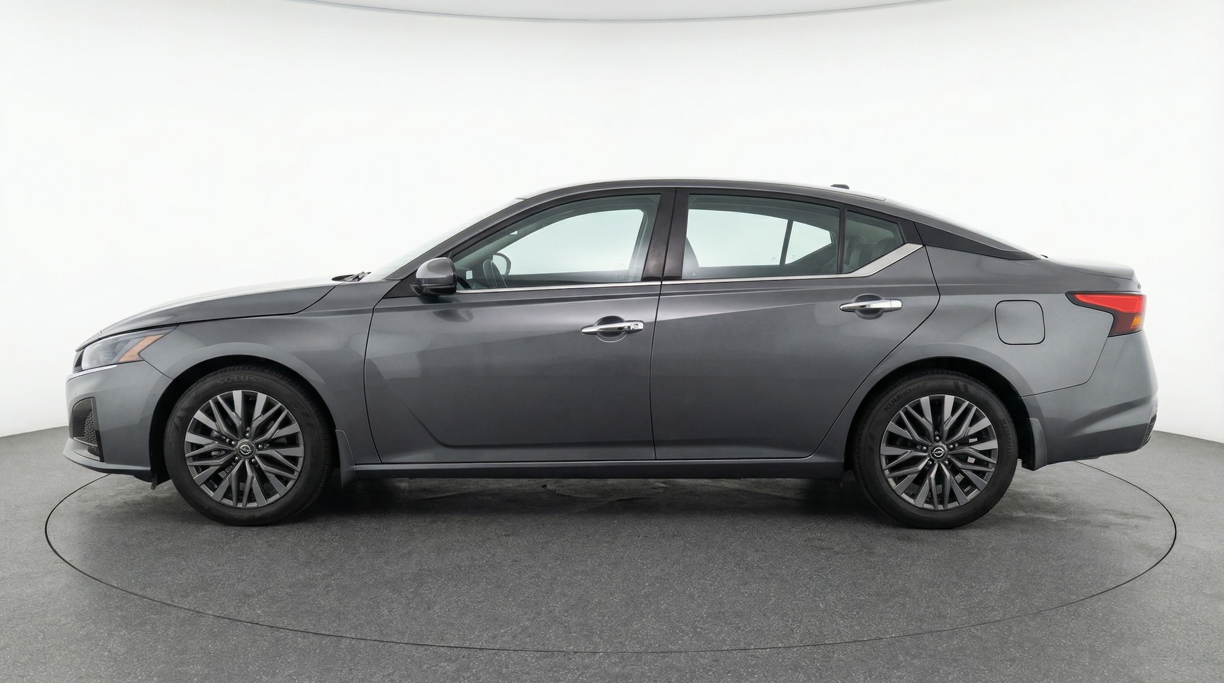 Thumbnail: 2025 Nissan Altima - 4