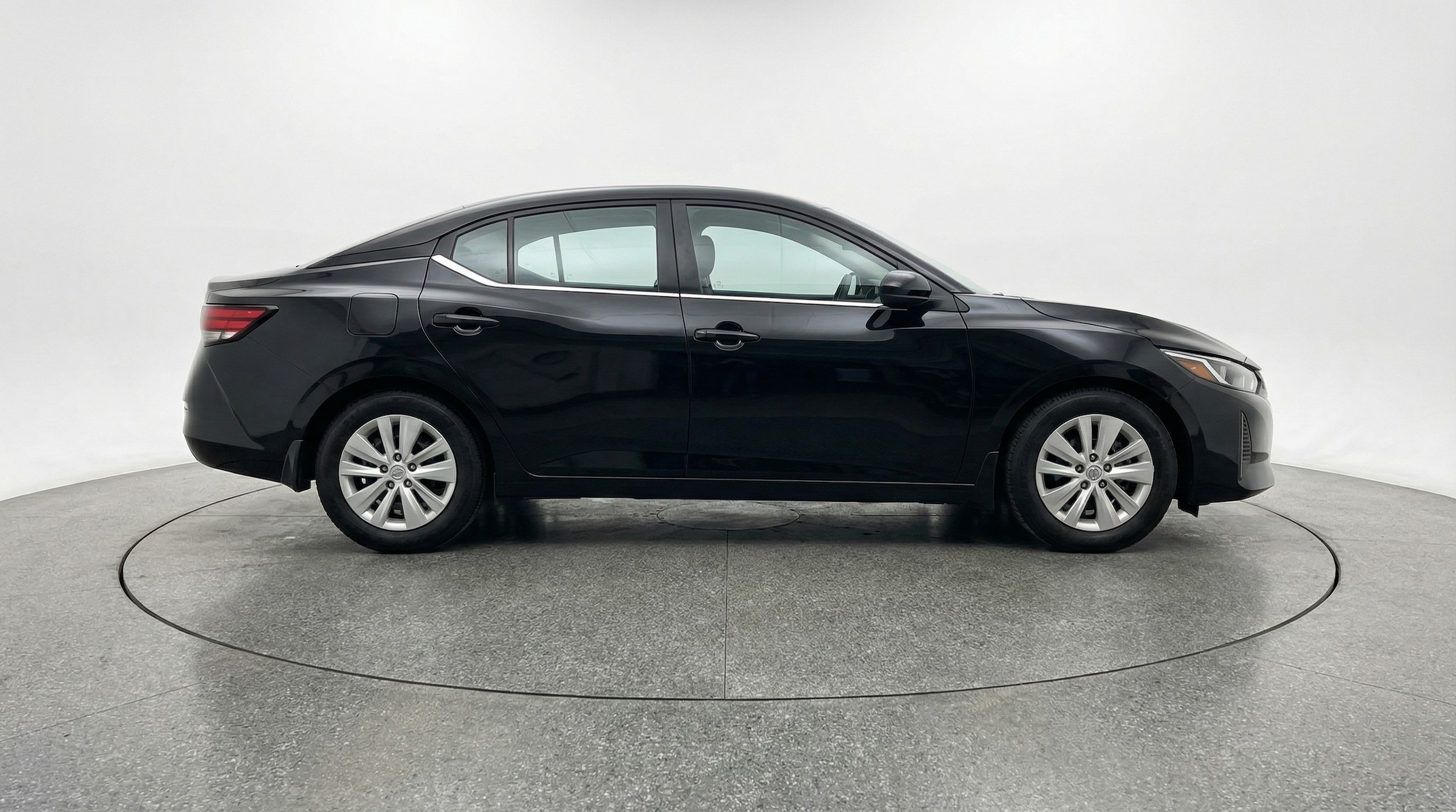 Thumbnail: 2025 Nissan Sentra - 8