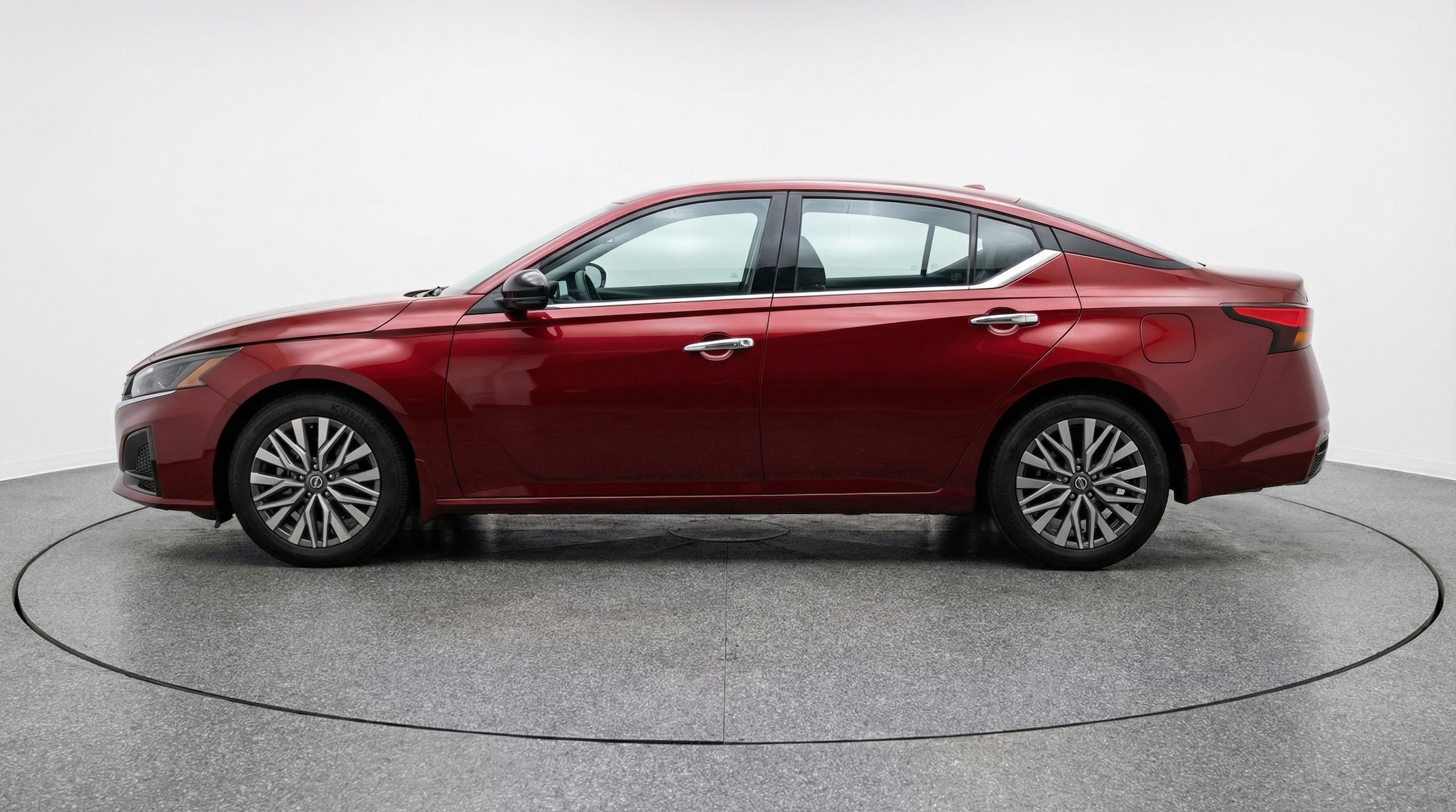 Thumbnail: 2025 Nissan Altima - 4