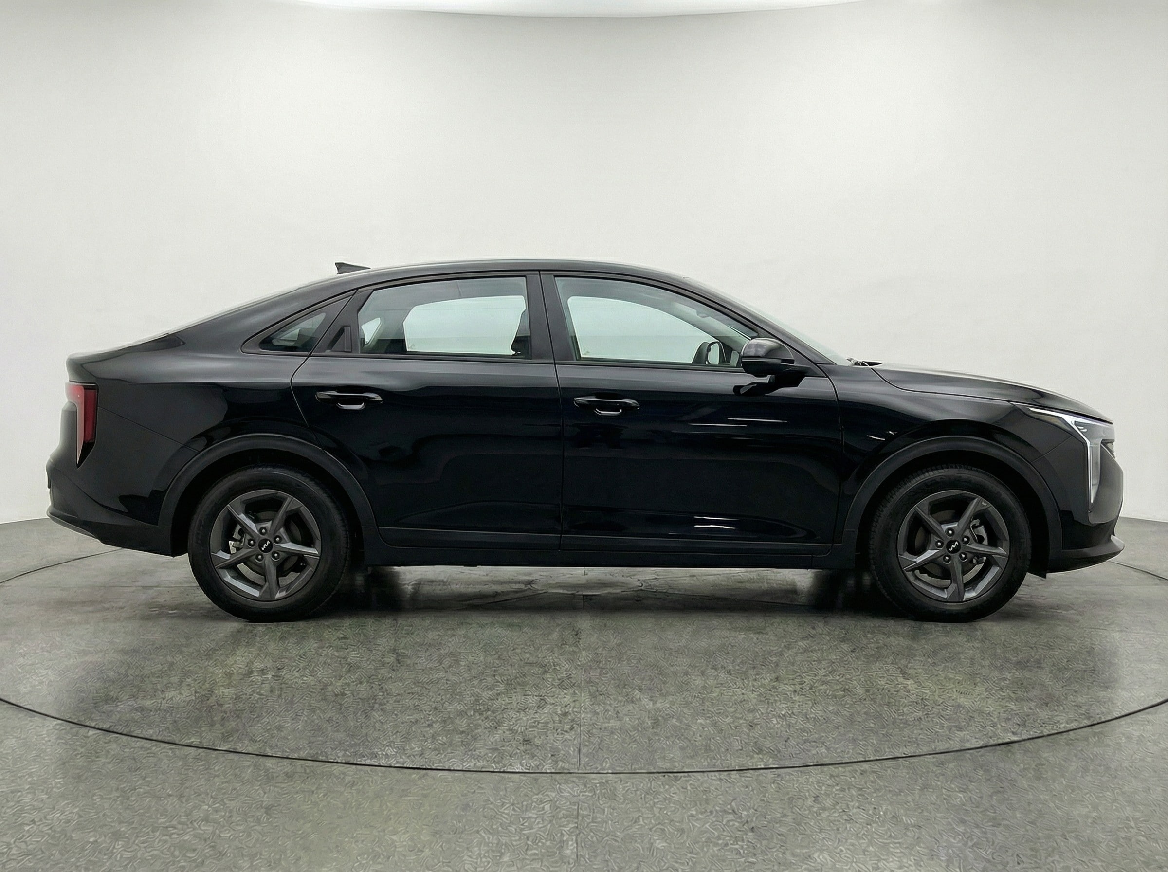 Thumbnail: 2025 Kia K4 - 8