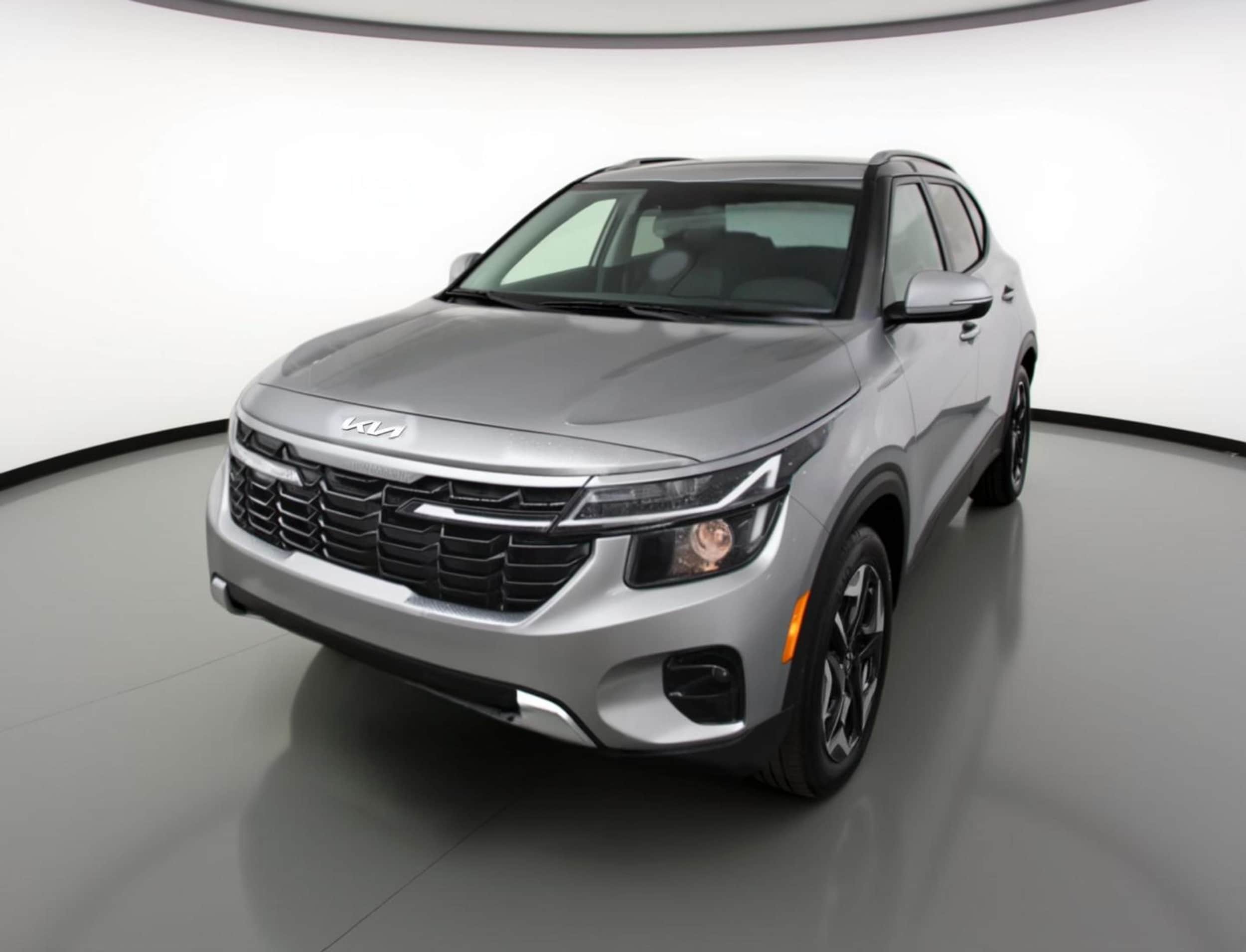 Thumbnail: 2025 Kia Seltos - 3