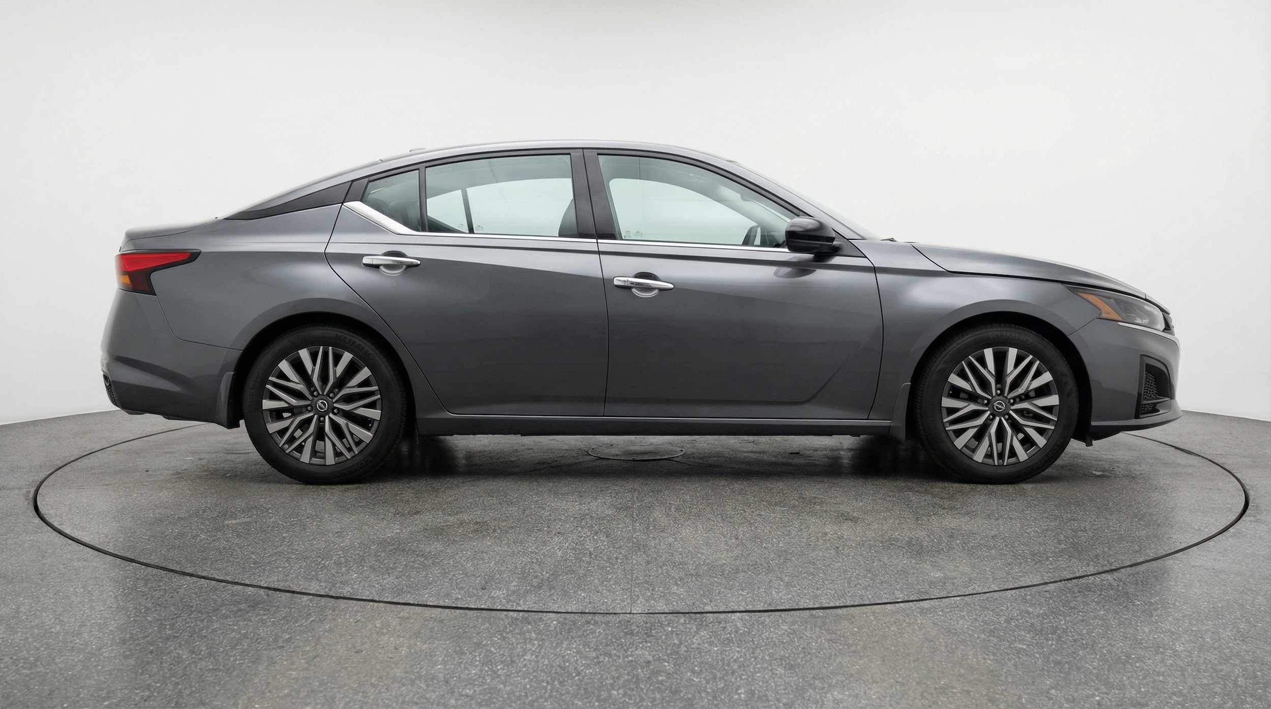 Thumbnail: 2025 Nissan Altima - 8