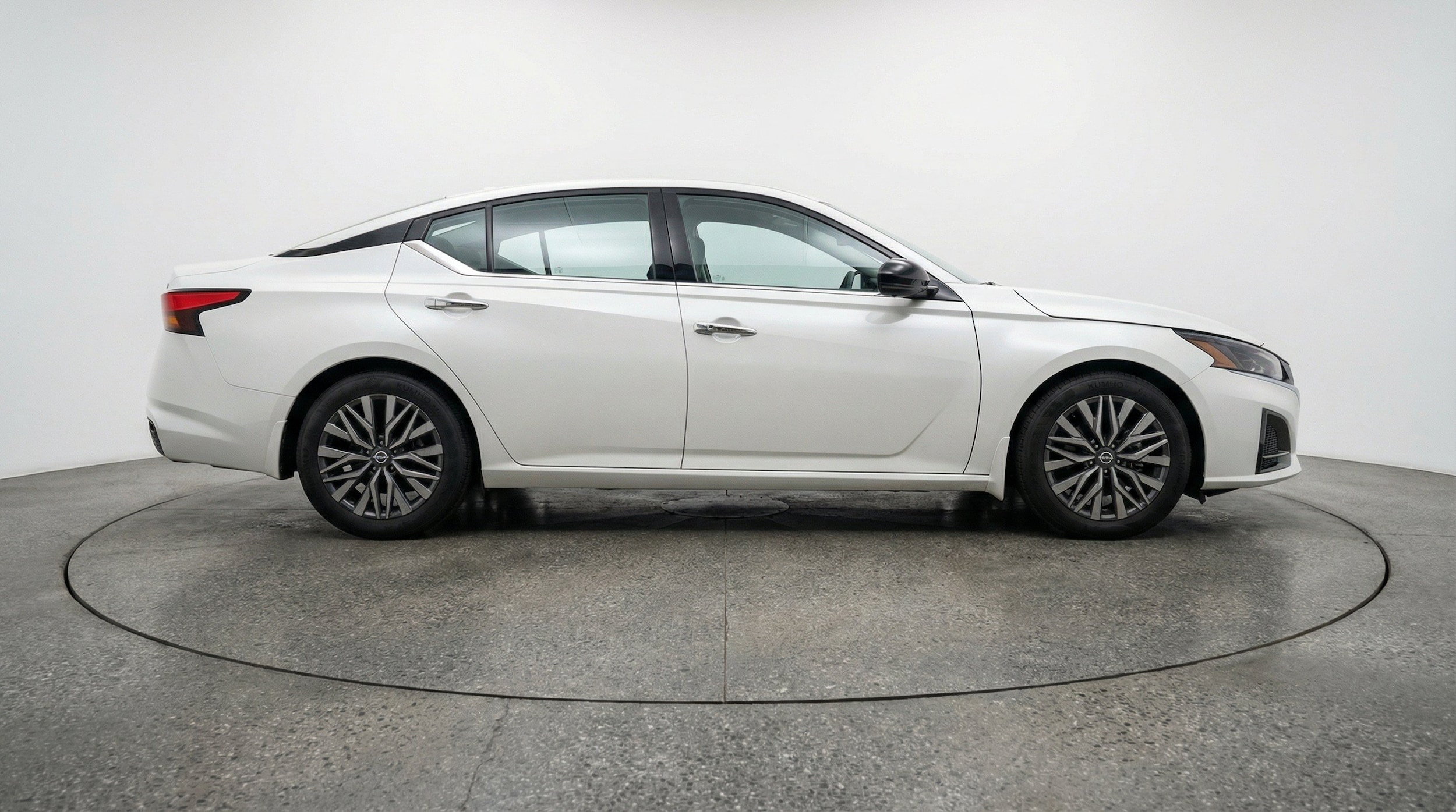 Thumbnail: 2025 Nissan Altima - 11