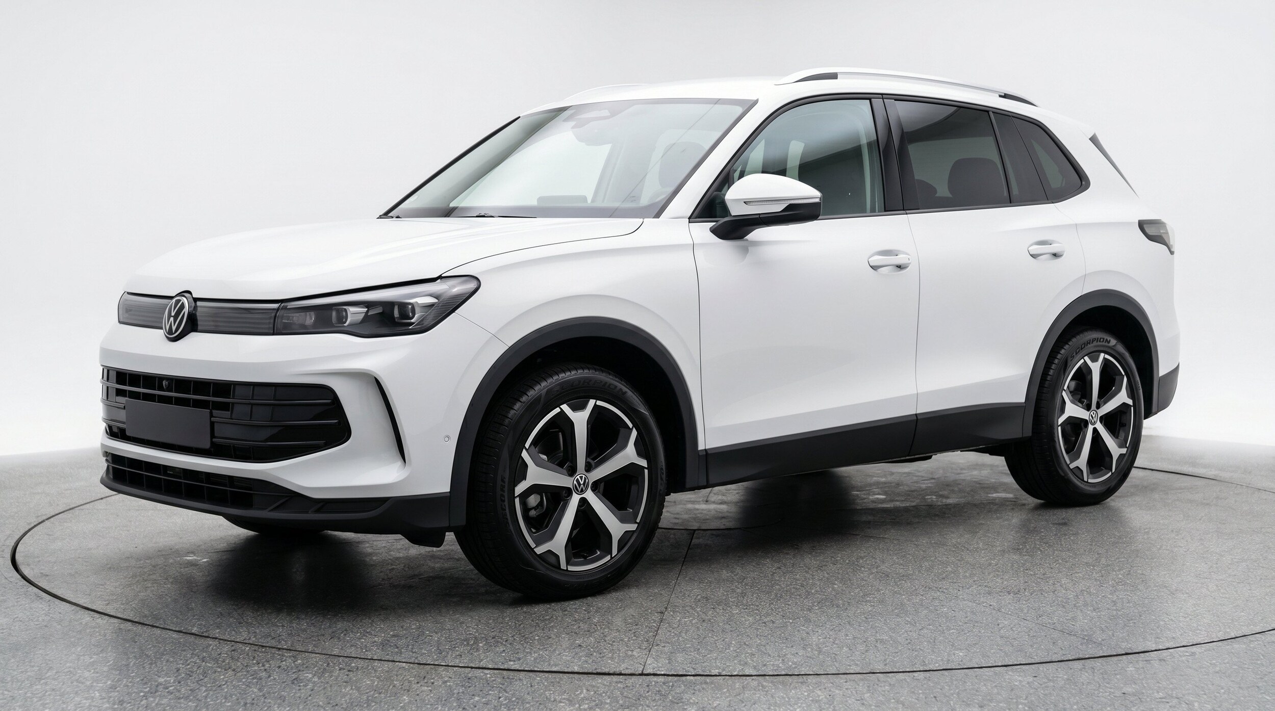 Thumbnail: 2026 Volkswagen Tiguan - 3