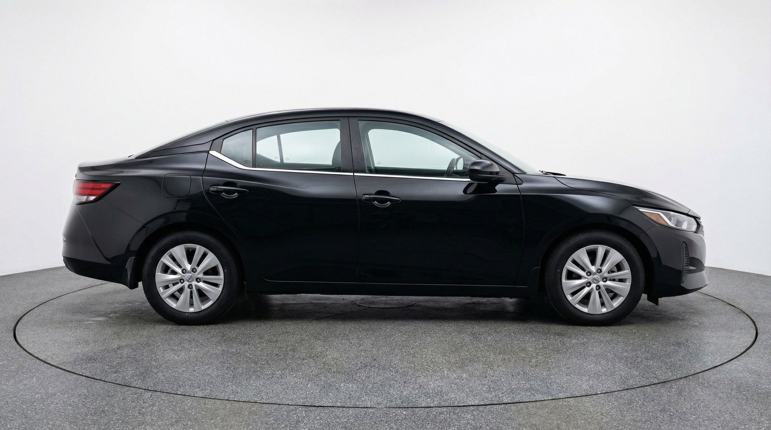 Thumbnail: 2025 Nissan Sentra - 11