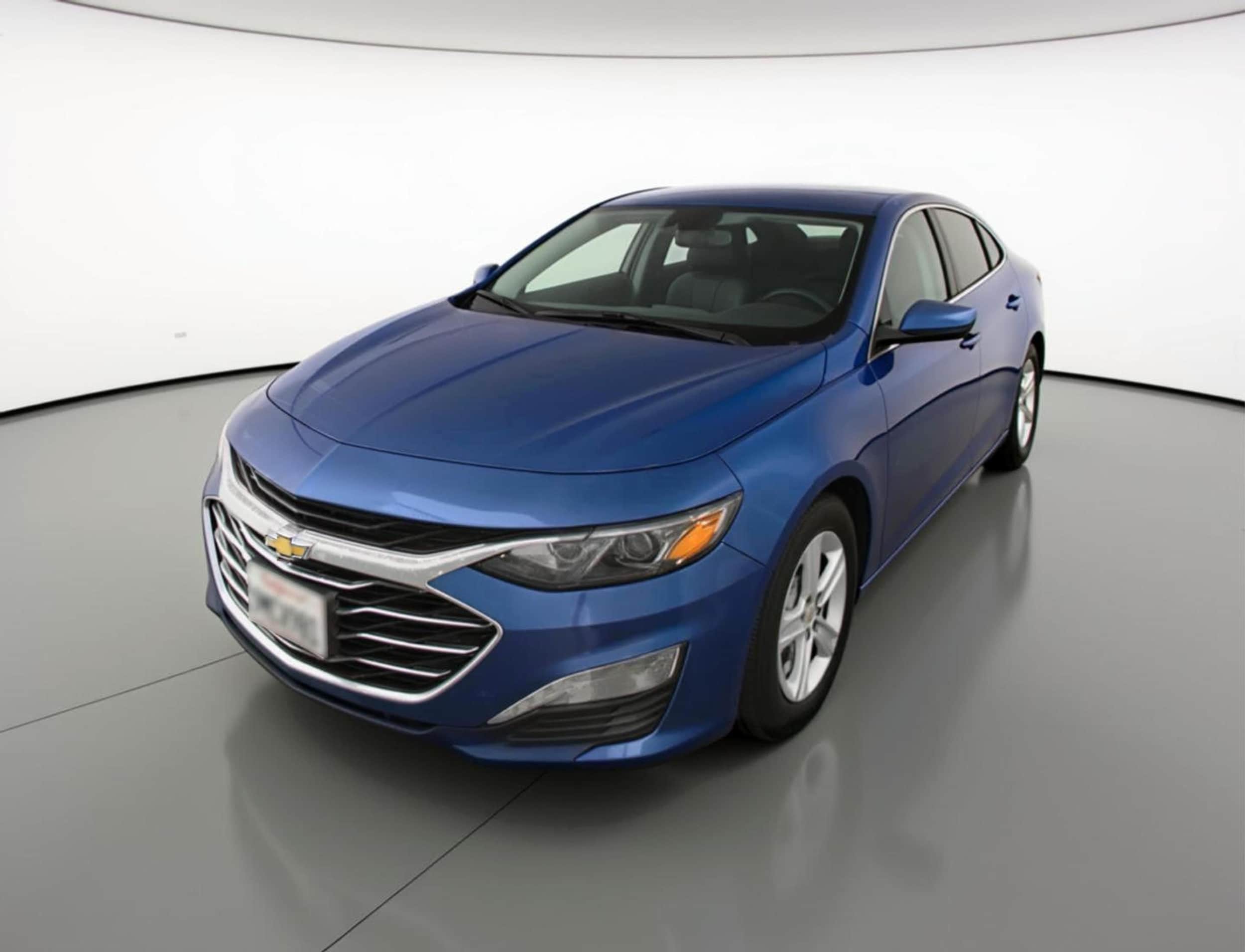 Thumbnail: 2024 Chevrolet Malibu - 3