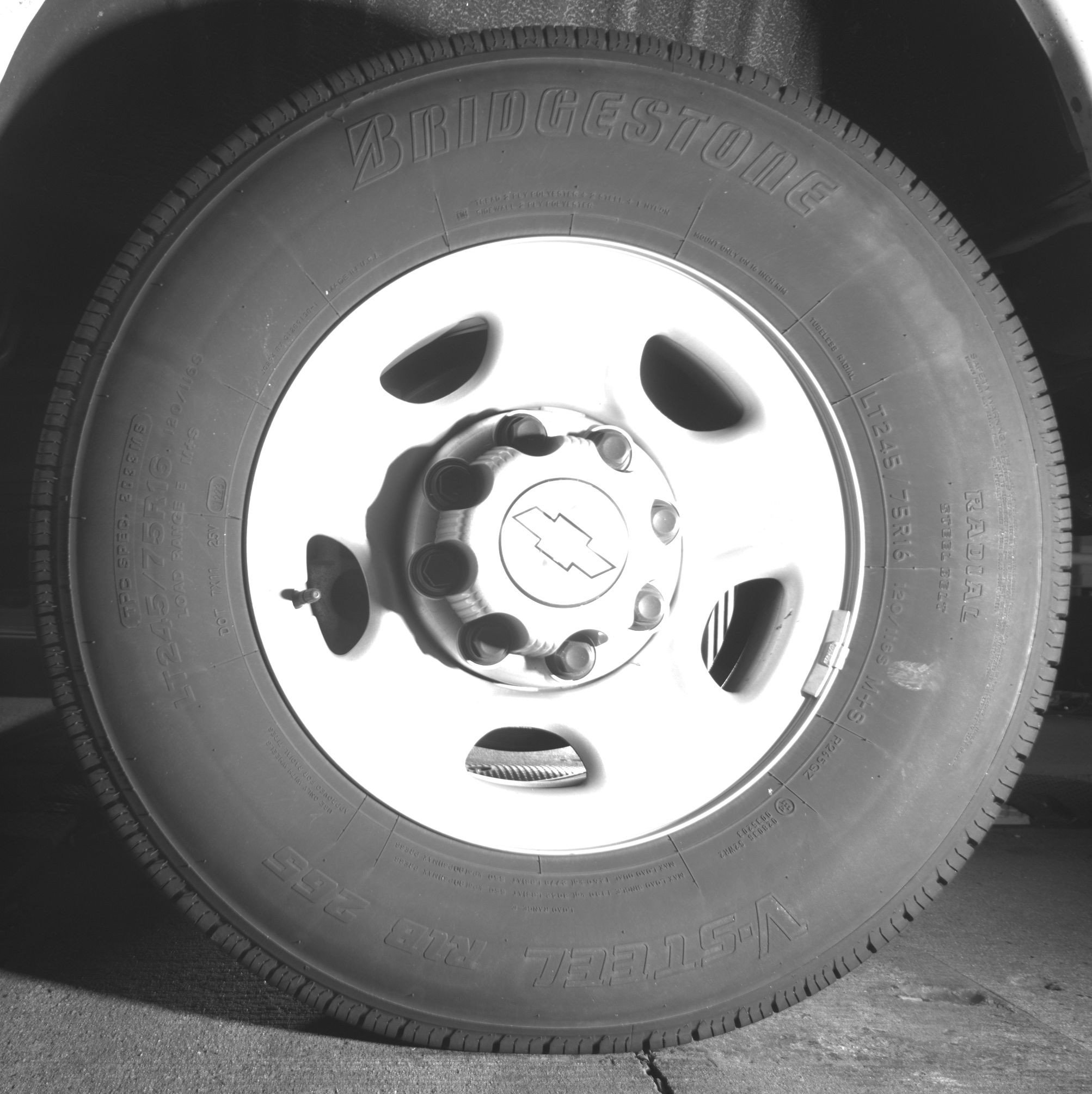 Thumbnail: 2023 Chevrolet Express - 14