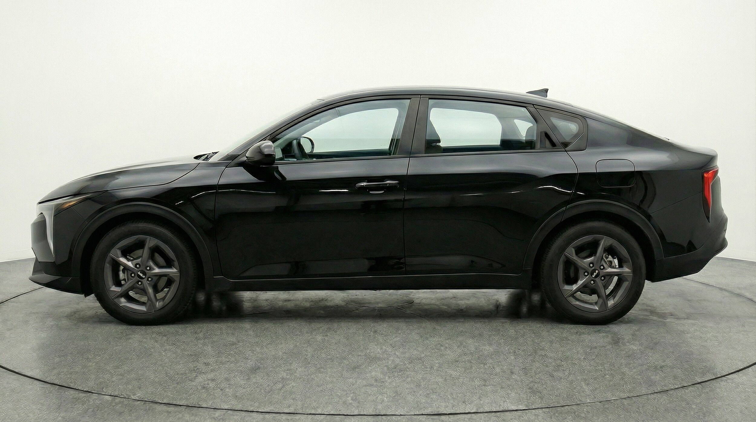 Thumbnail: 2025 Kia K4 - 5