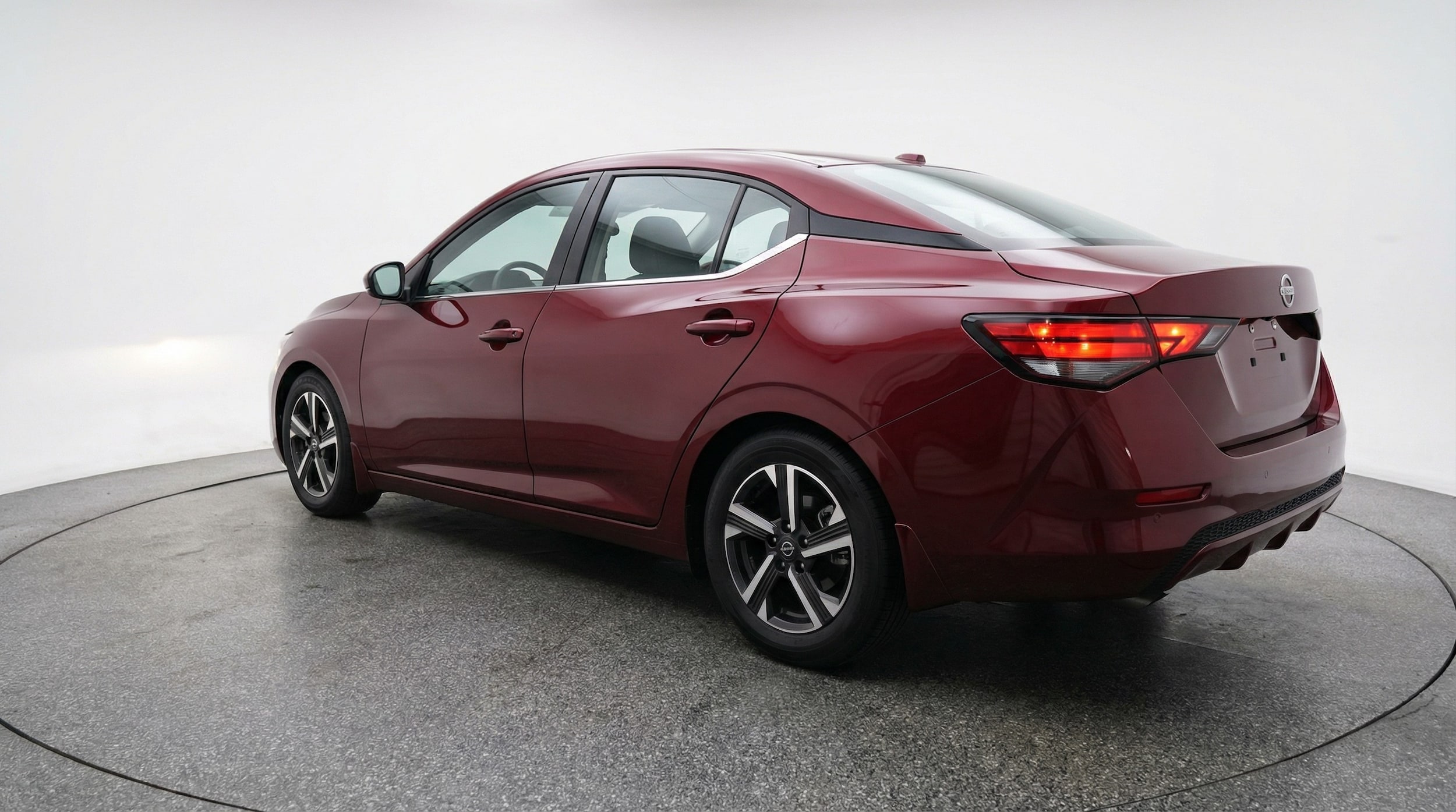 Thumbnail: 2025 Nissan Sentra - 5